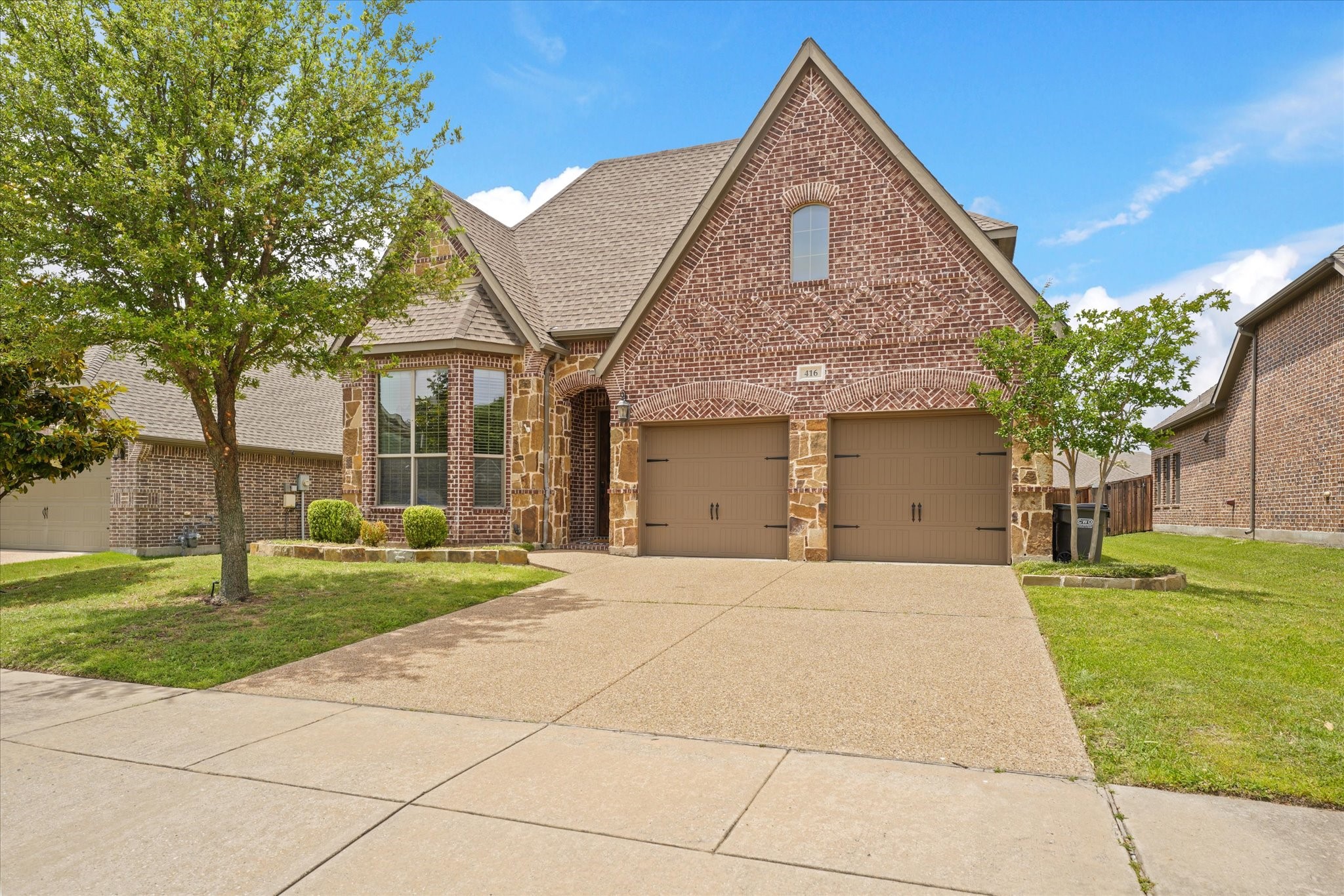 416 Fairway Bluff Drive