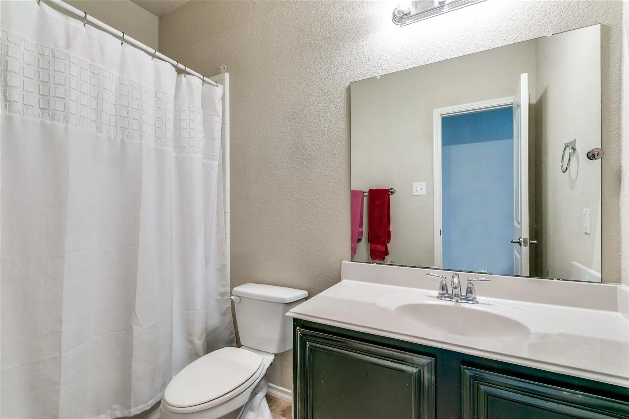 1328 Hill View Trail