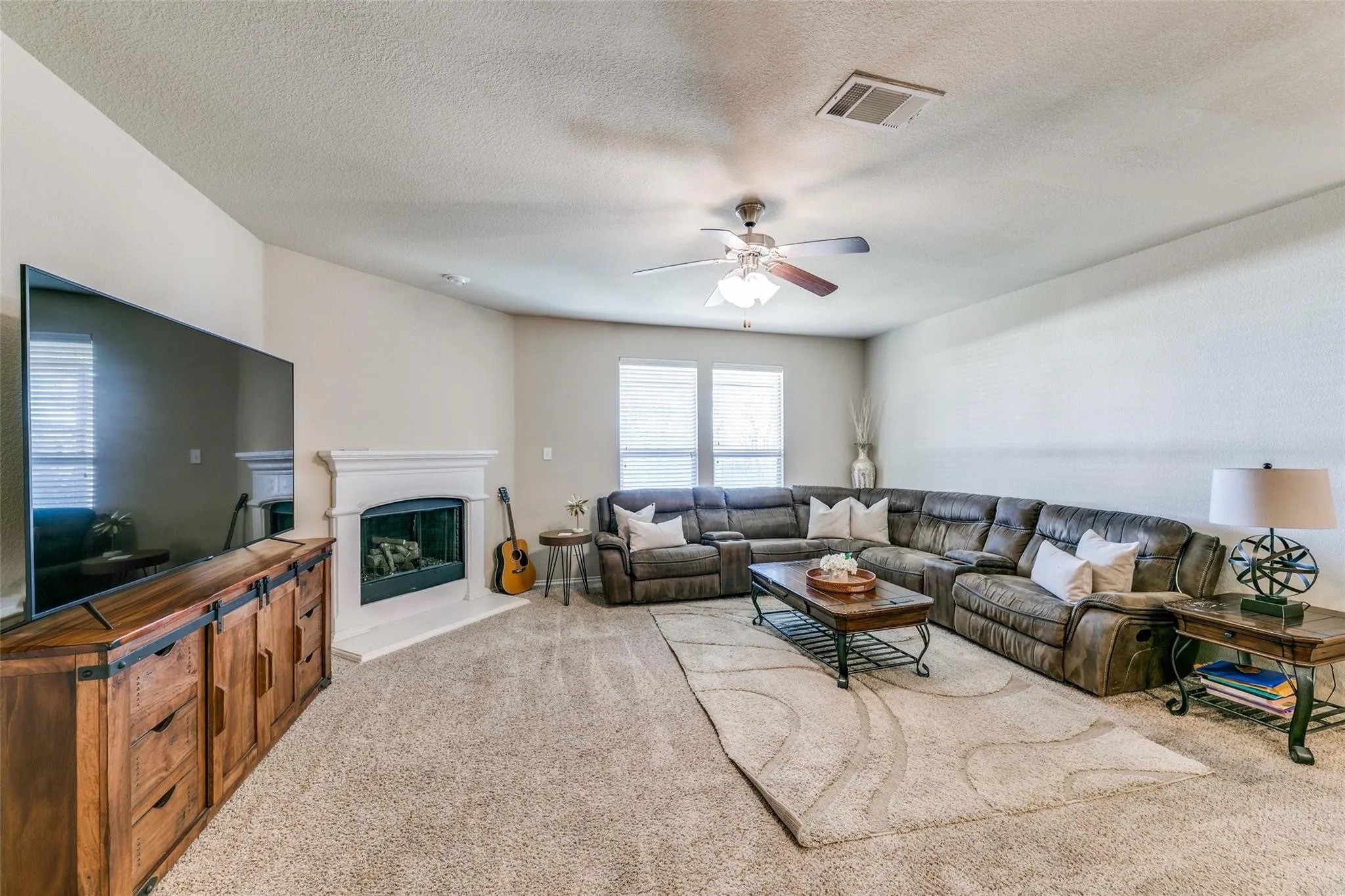 1328 Hill View Trail