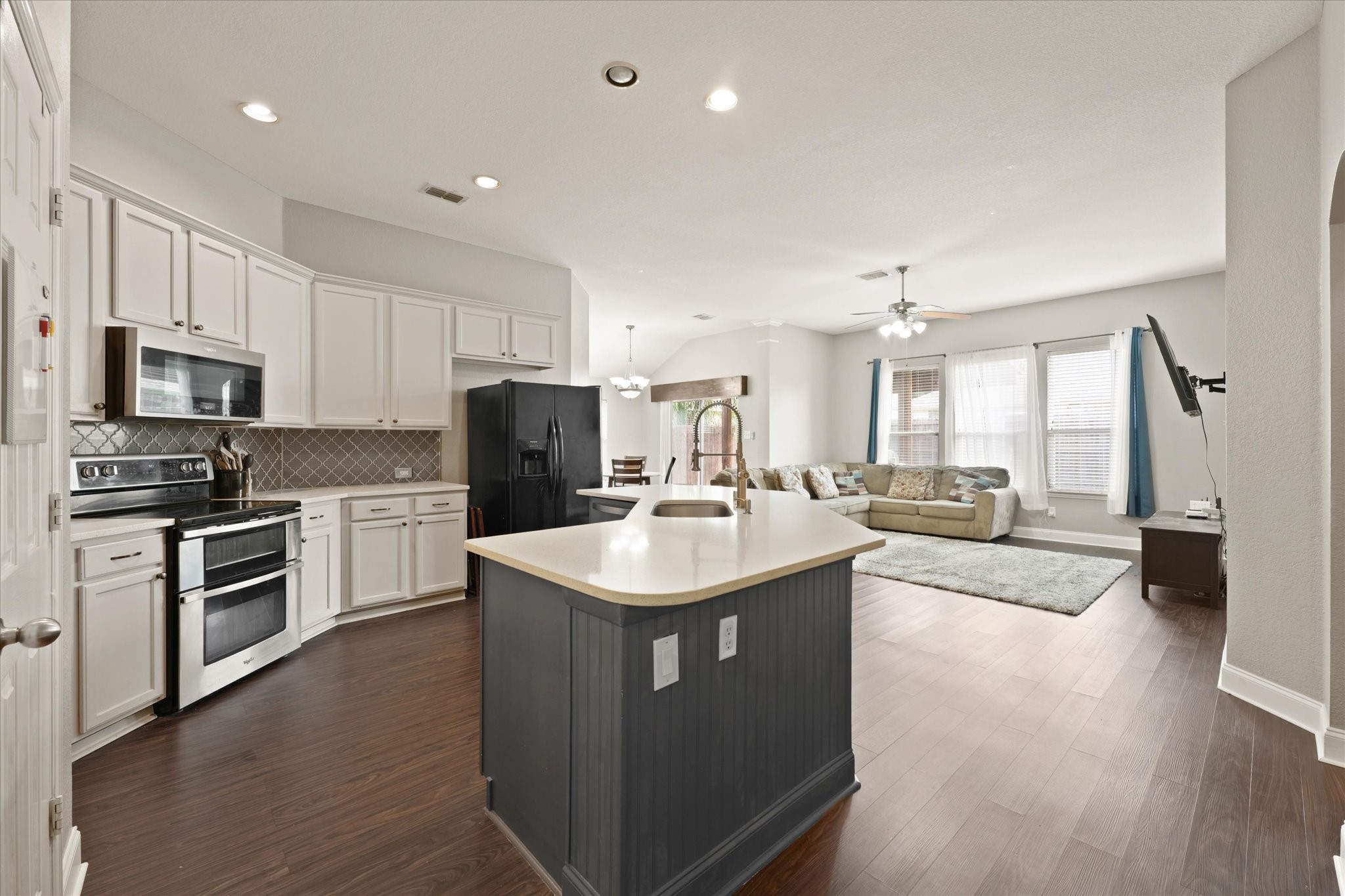 308 Highland Glen Drive