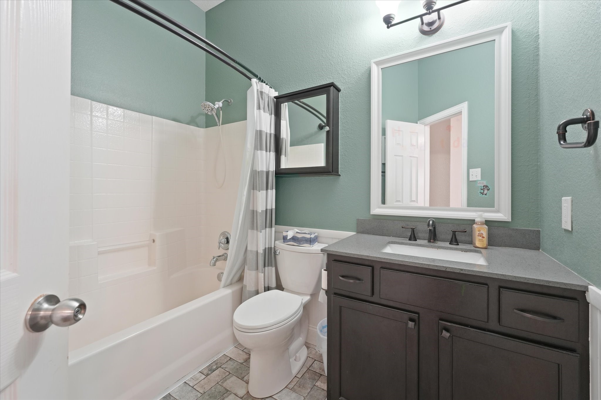 308 Highland Glen Drive