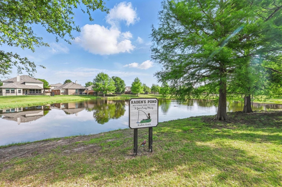 308 Highland Glen Drive