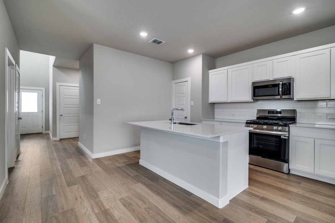 907 Hazel Drive