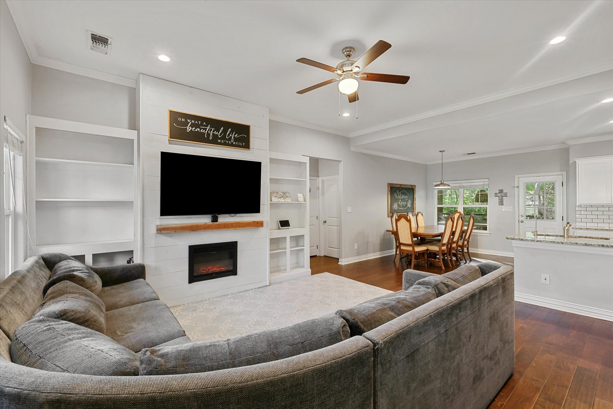 1185 E Jefferson Street