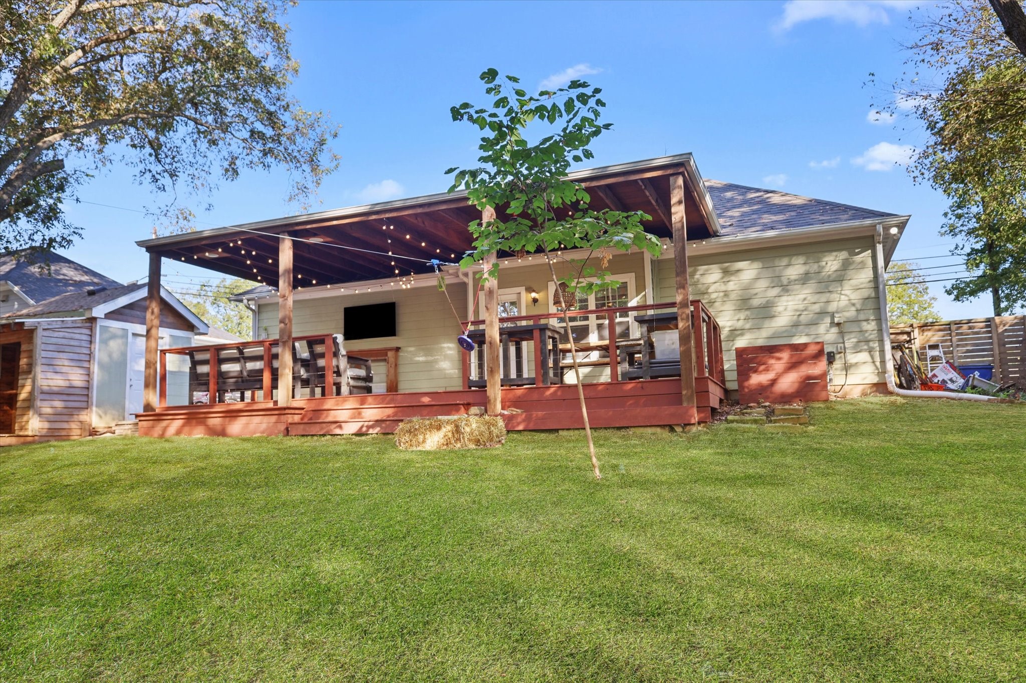 1185 E Jefferson Street