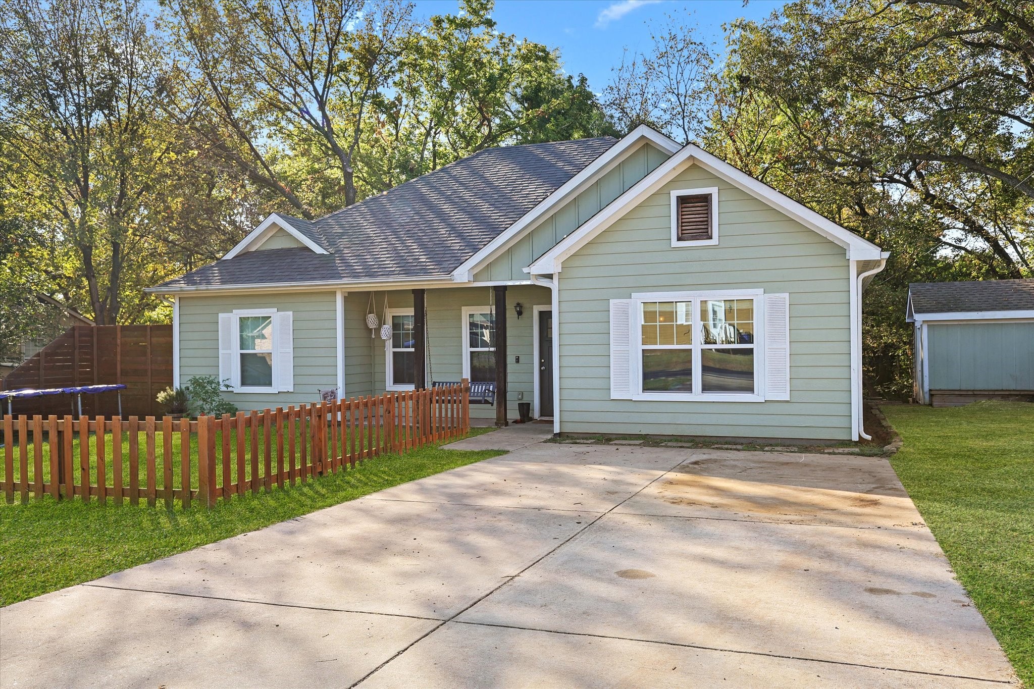 1185 E Jefferson Street