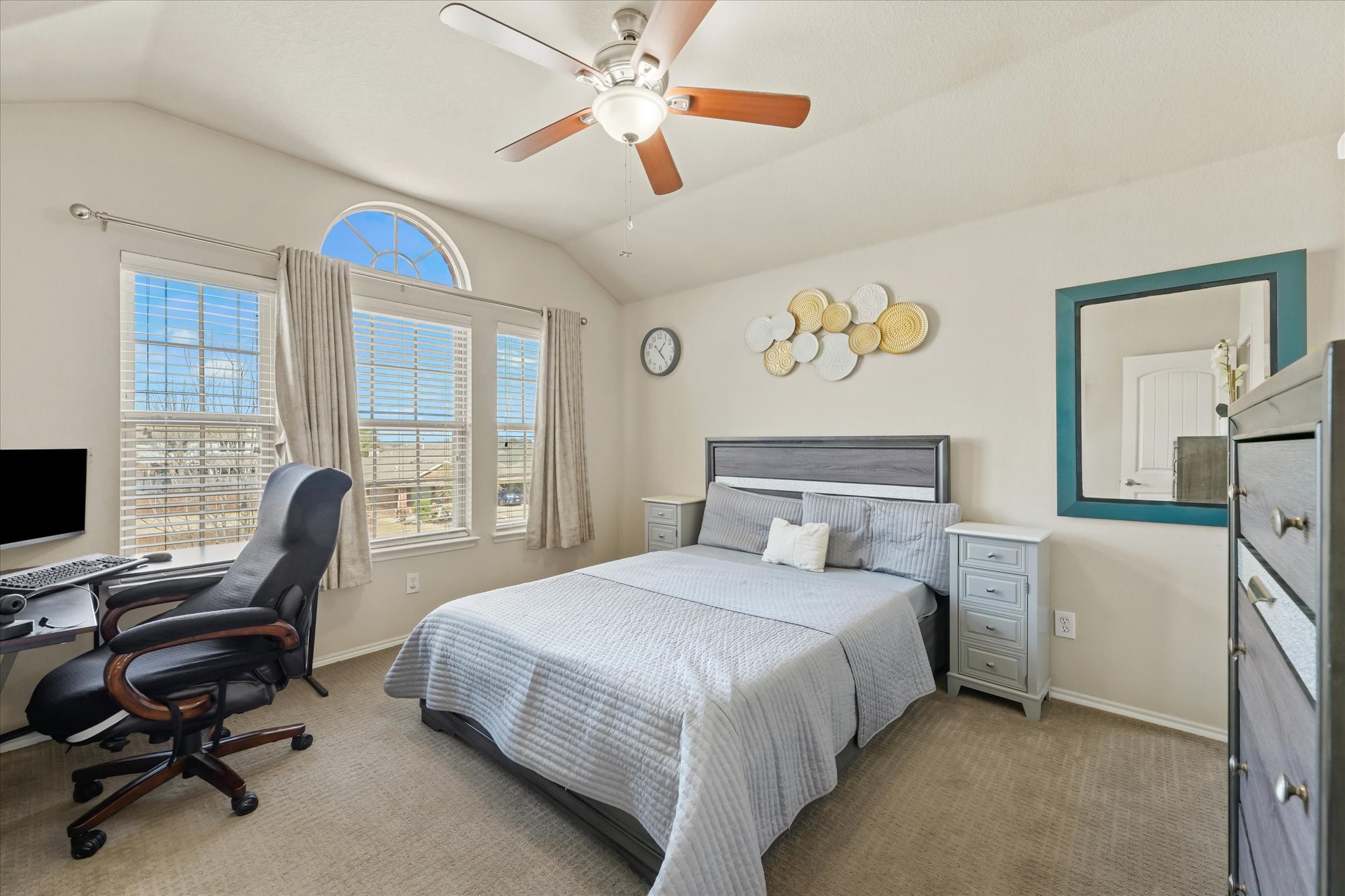 1312 Hill View Trail