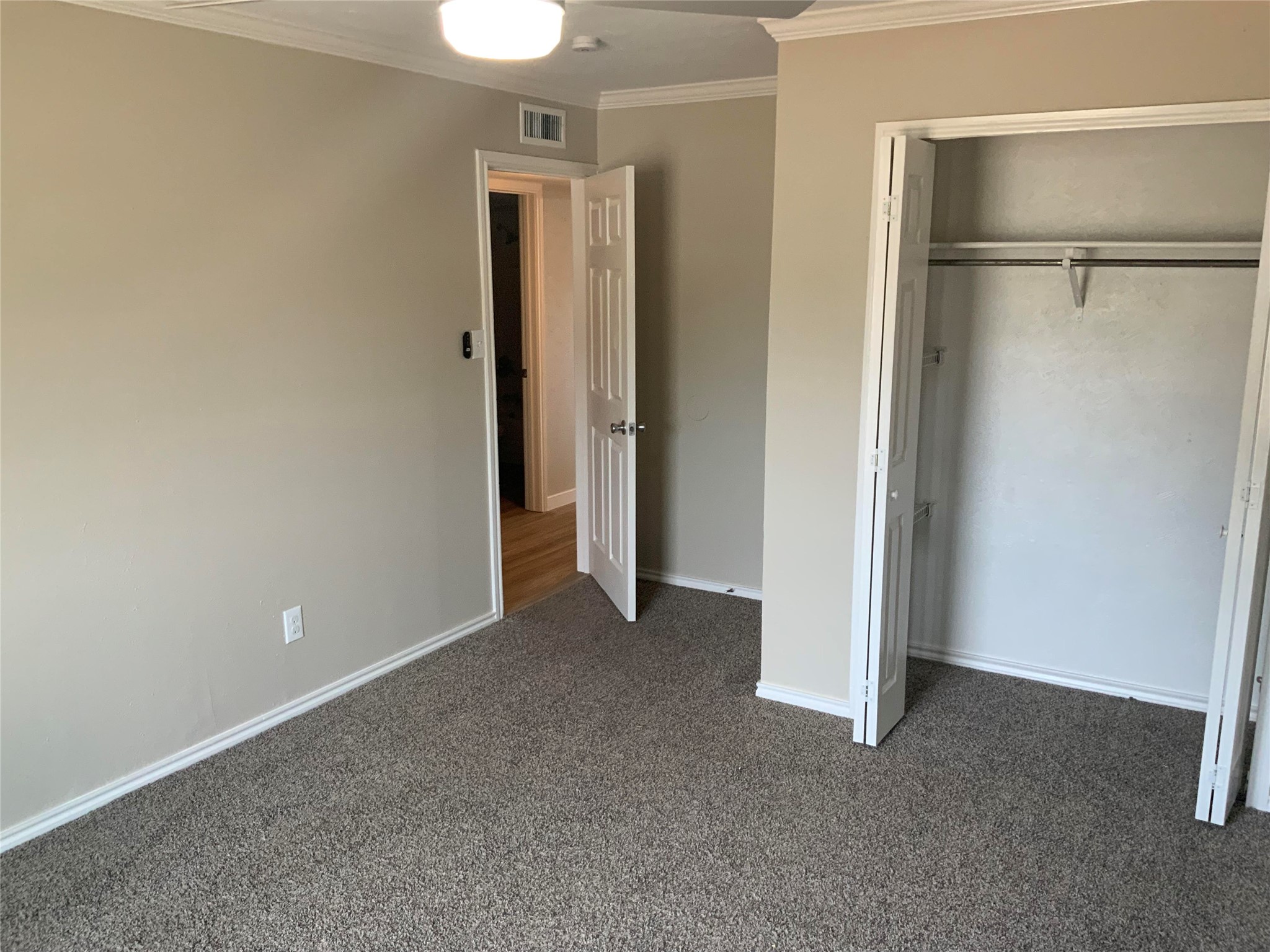 700 Sunny Slope Drive