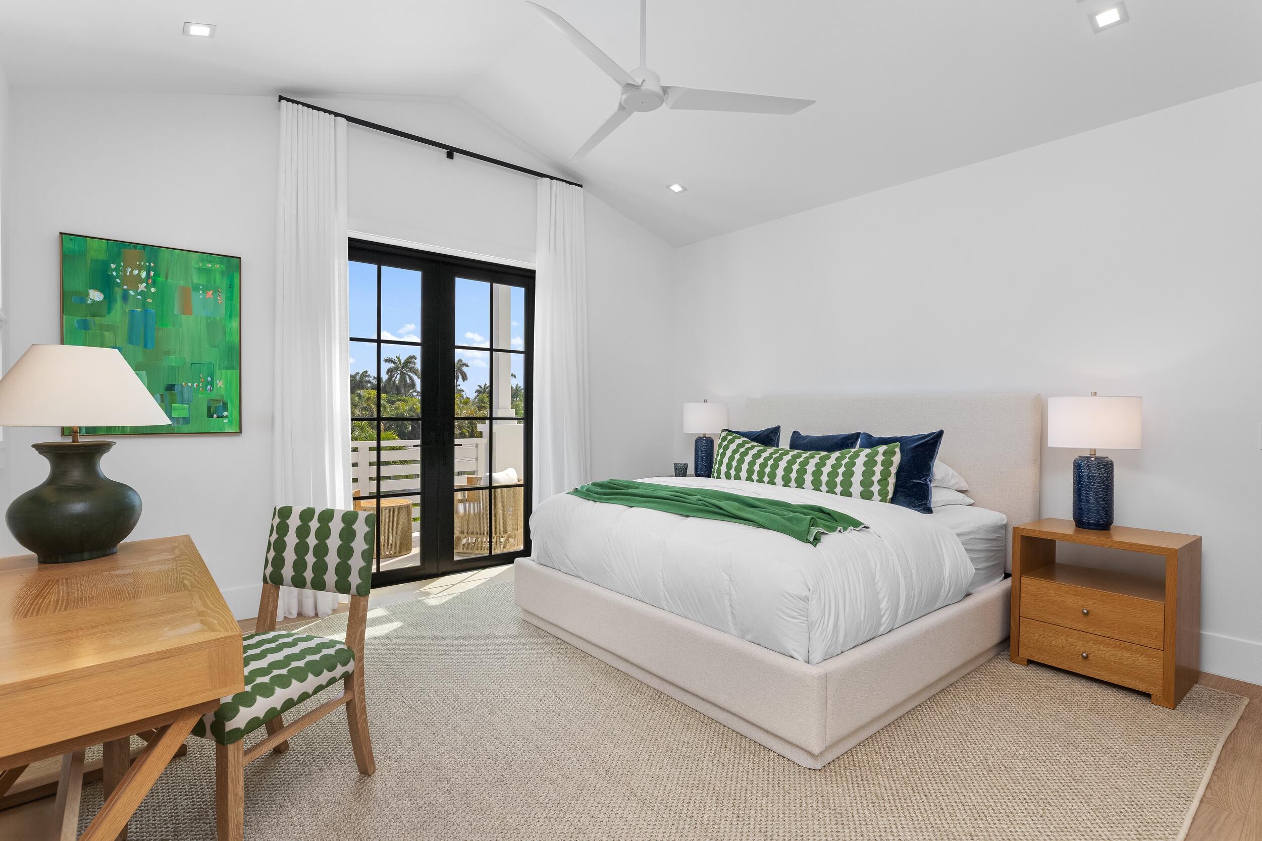 734 S Ocean Boulevard