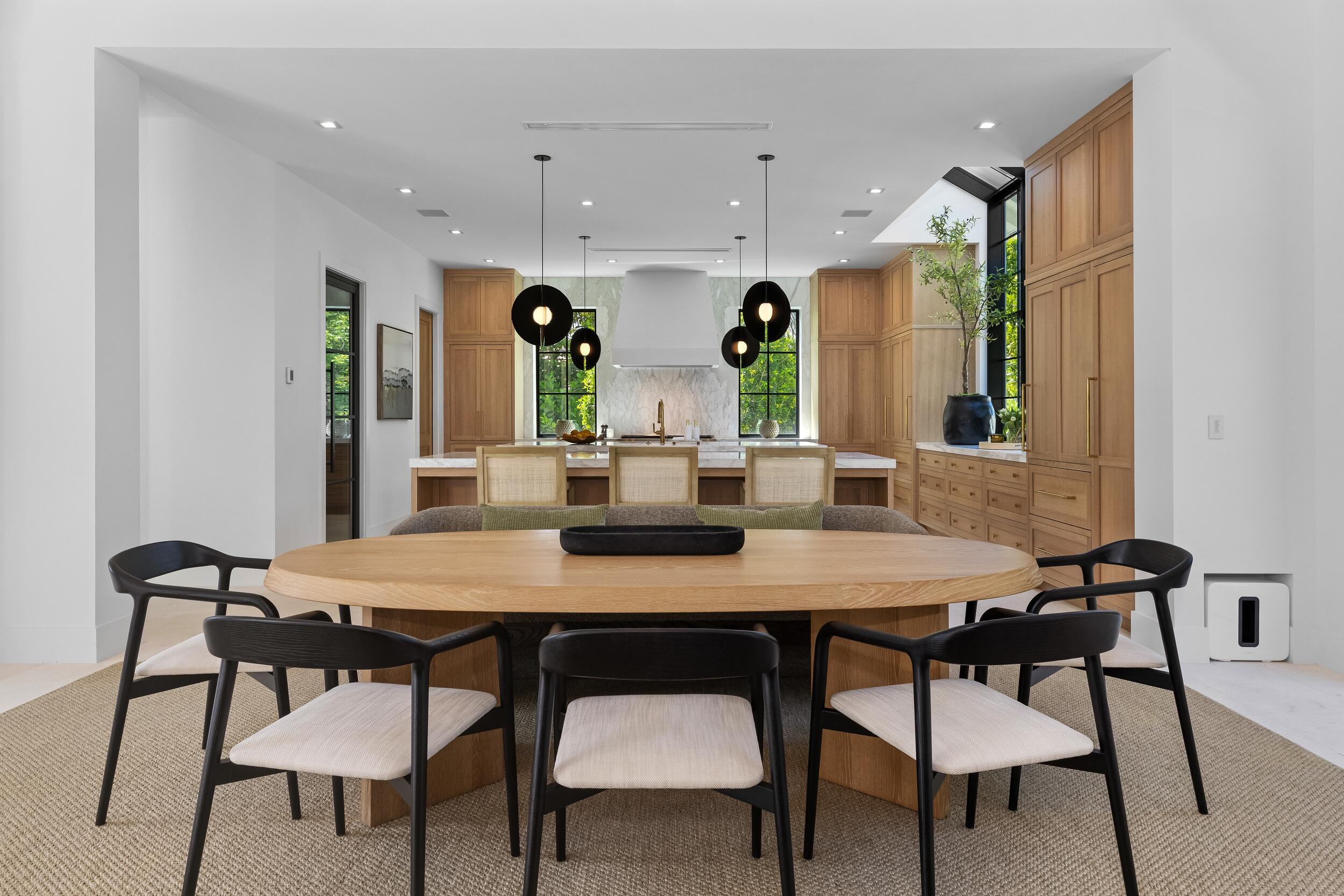 734 S Ocean Boulevard