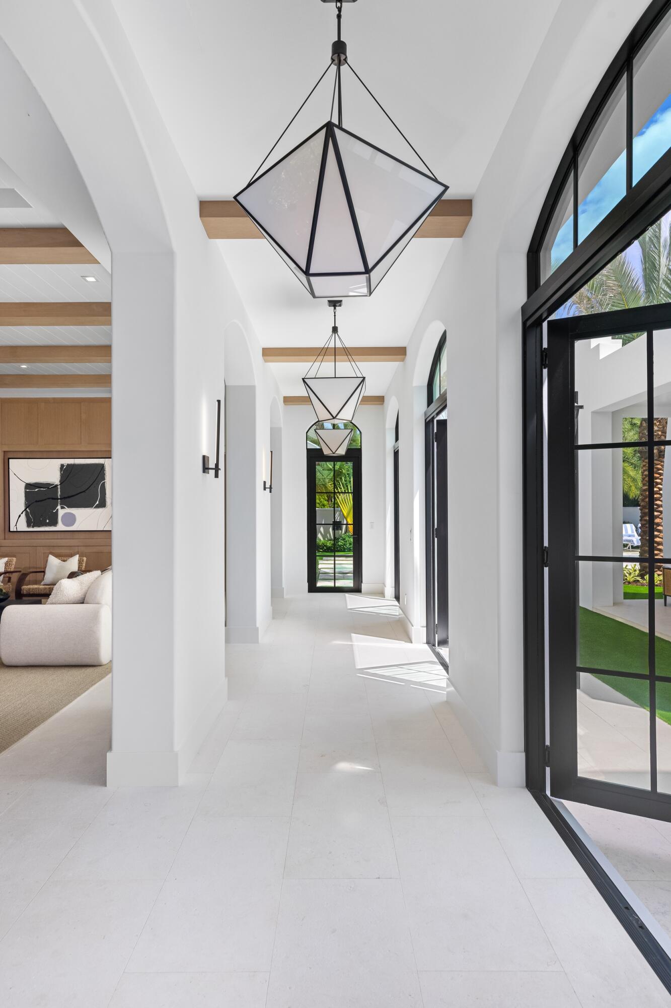 734 S Ocean Boulevard