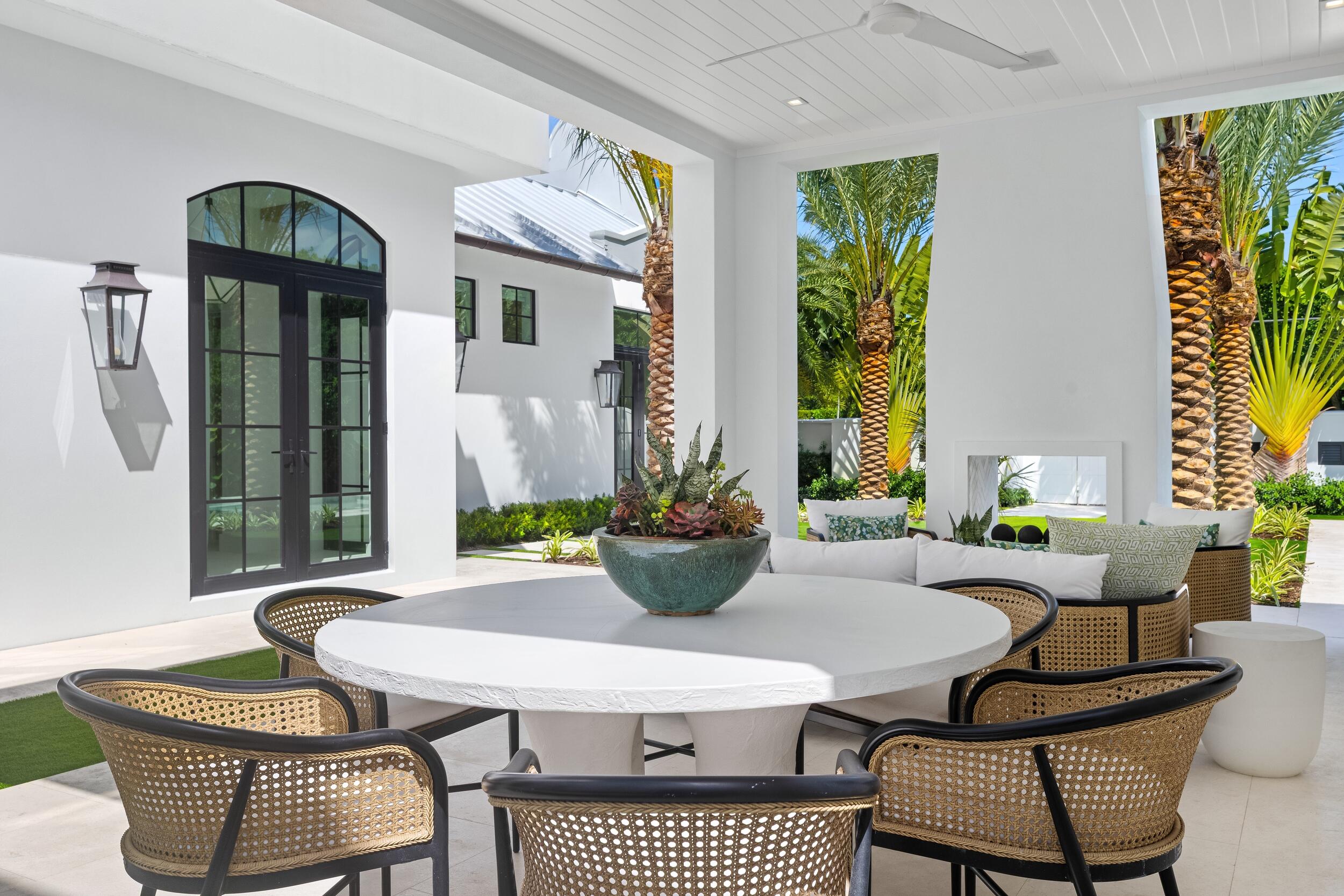 734 S Ocean Boulevard