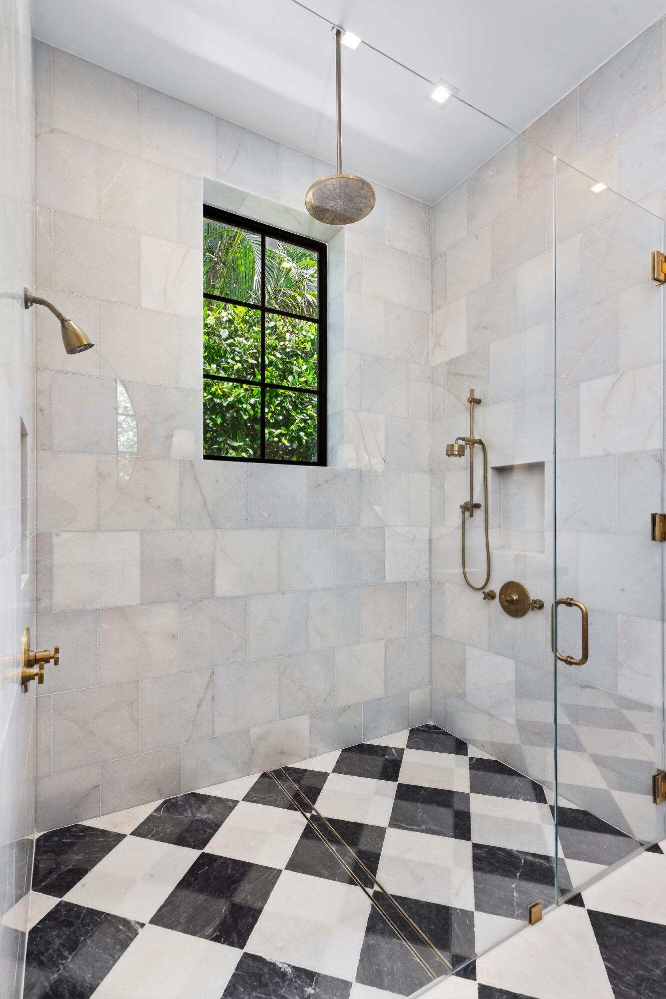 734 S Ocean Boulevard