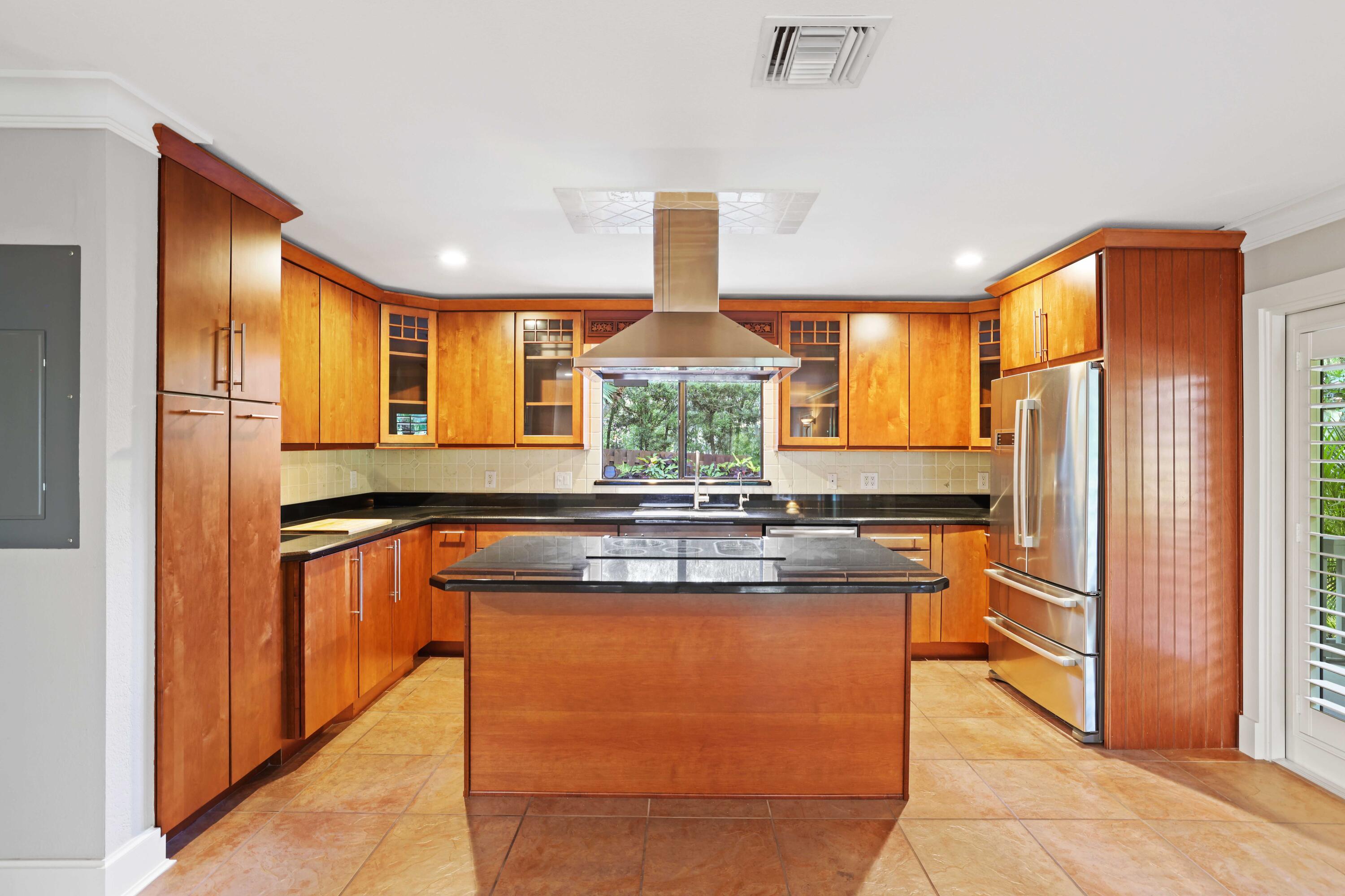 111 S Flagler Way