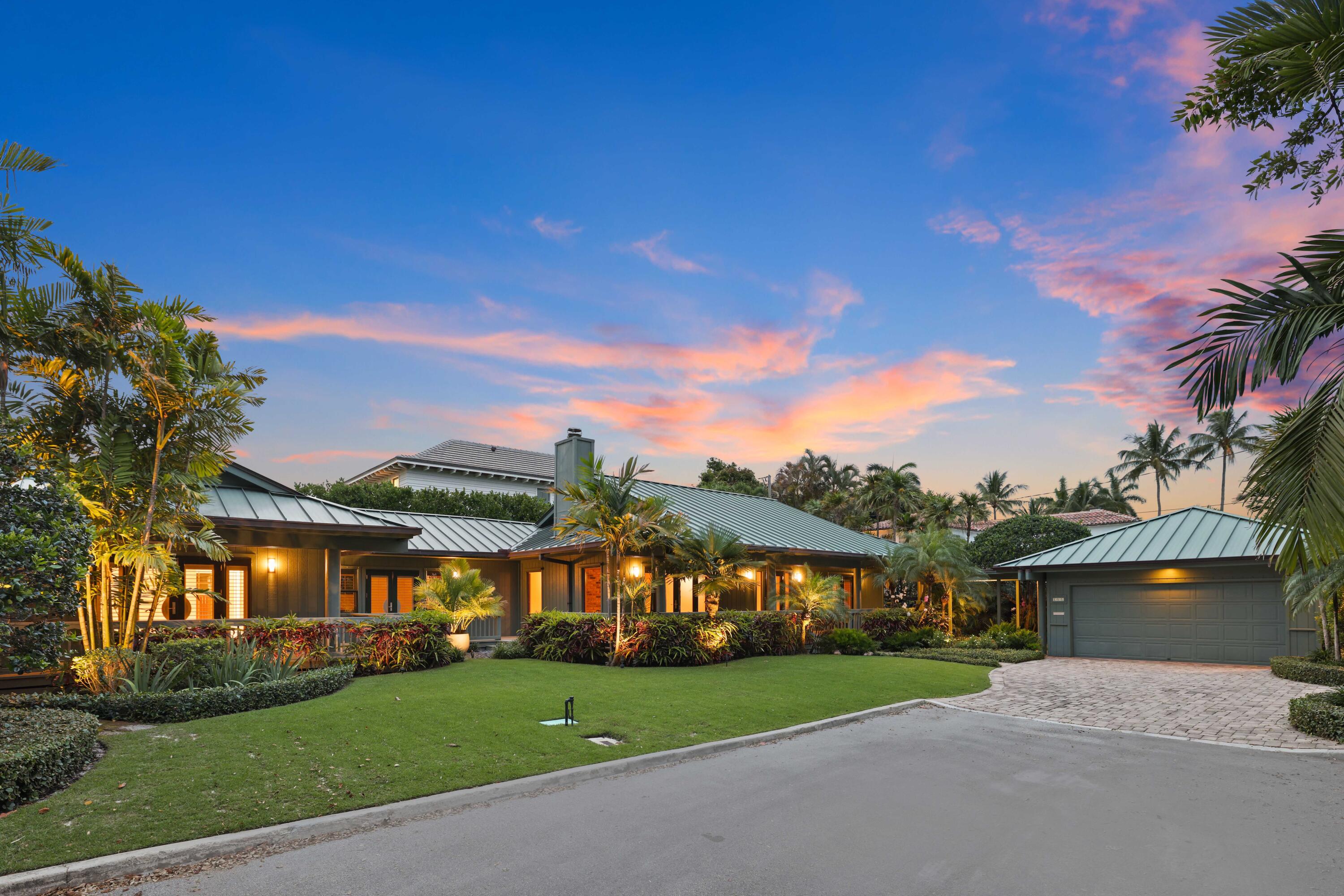 111 S Flagler Way