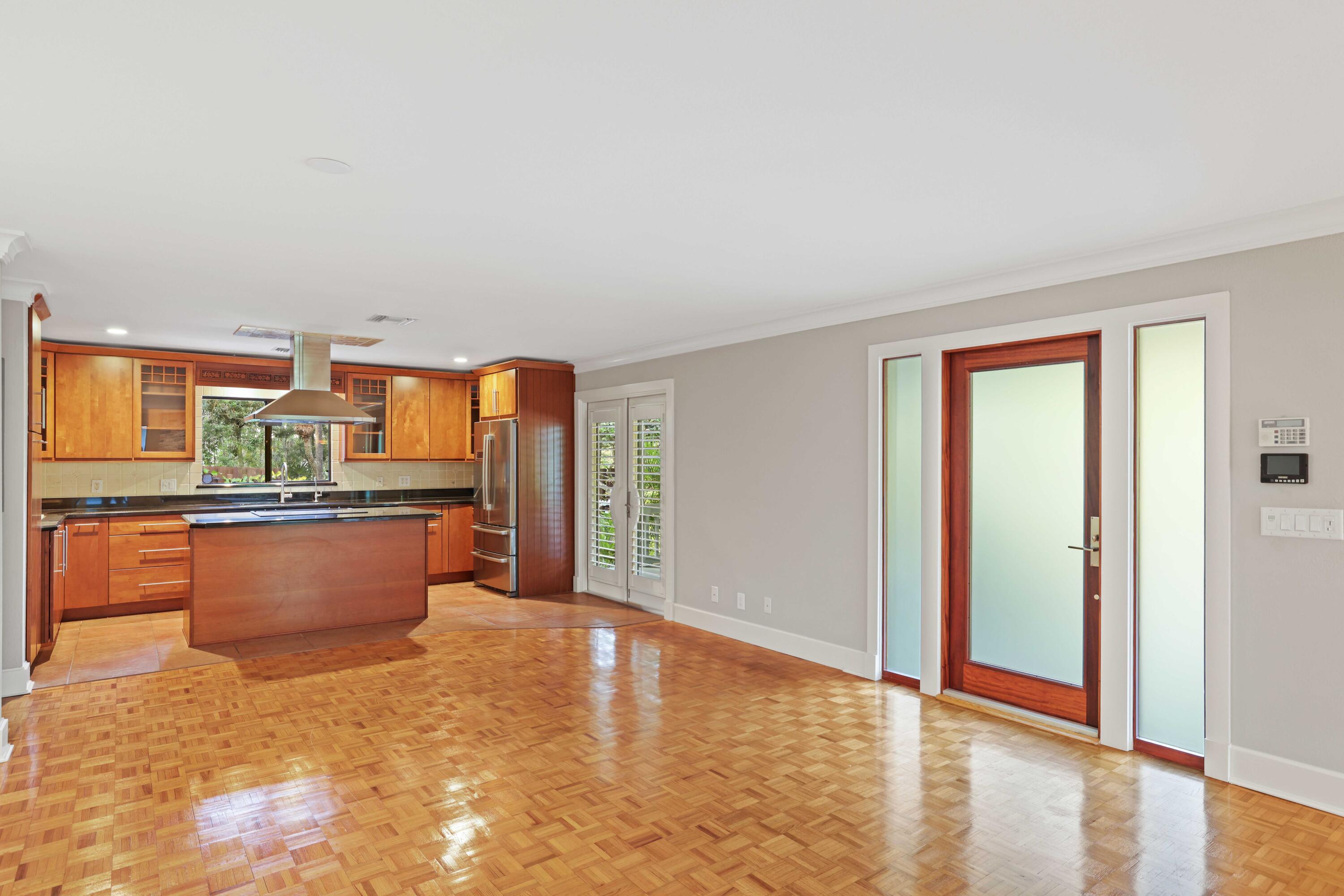 111 S Flagler Way