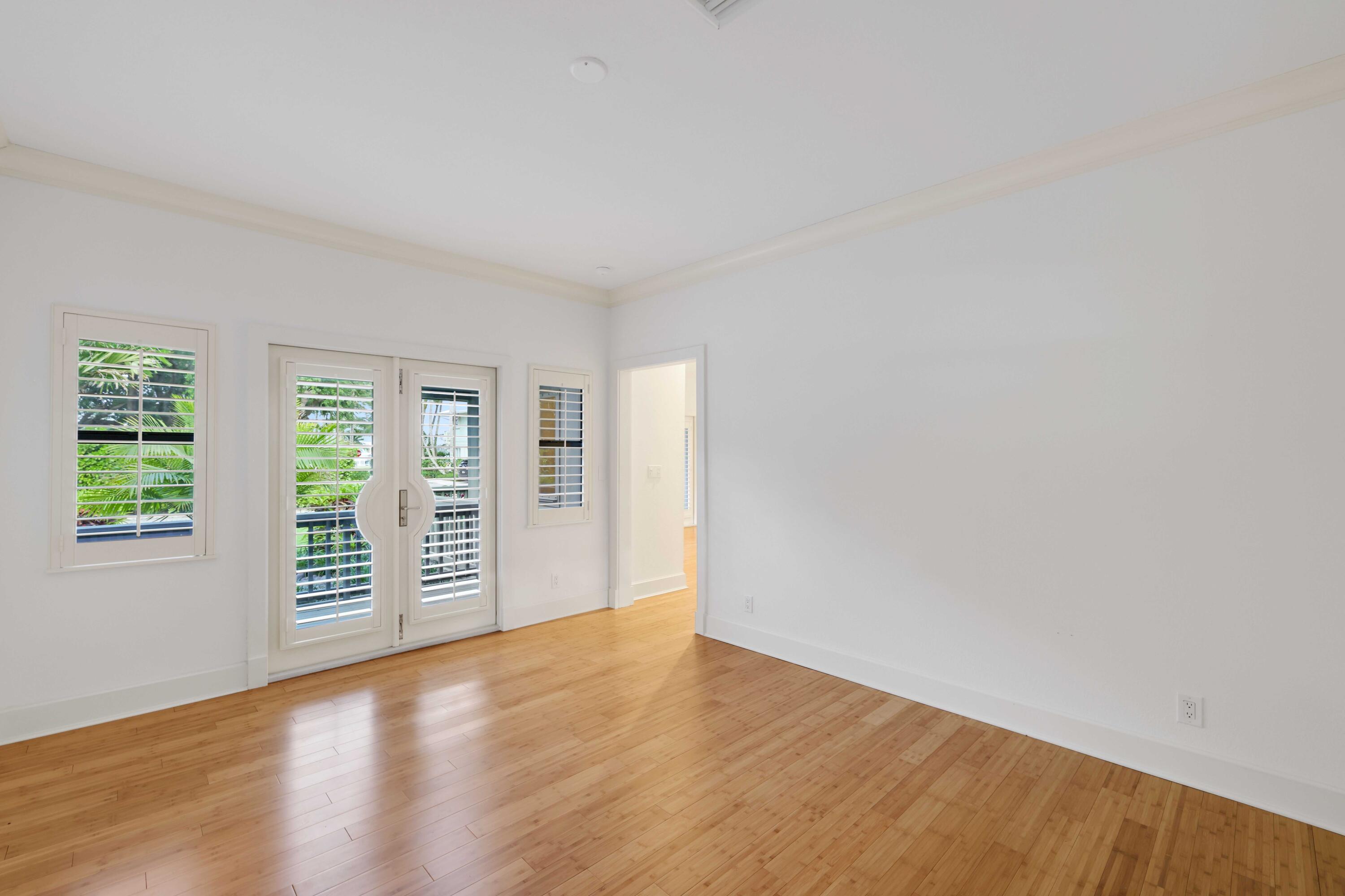 111 S Flagler Way