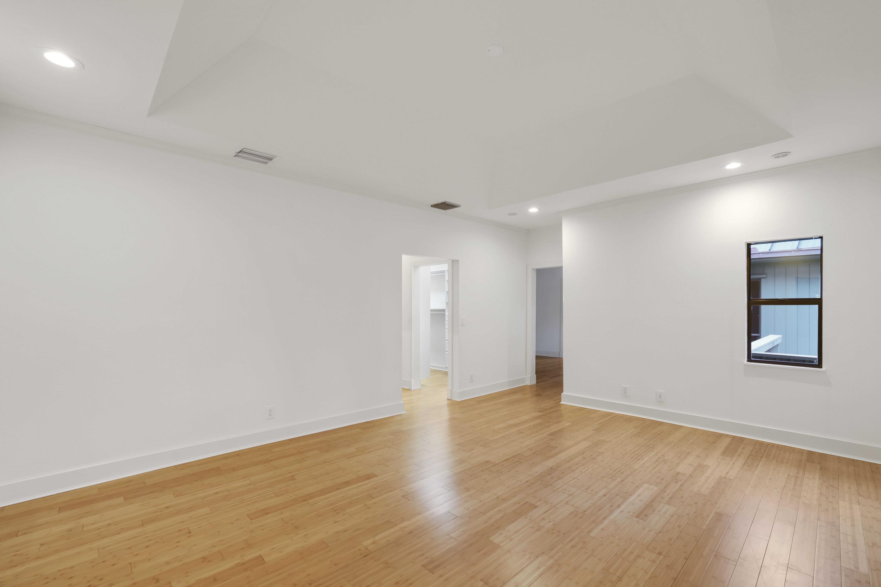 111 S Flagler Way