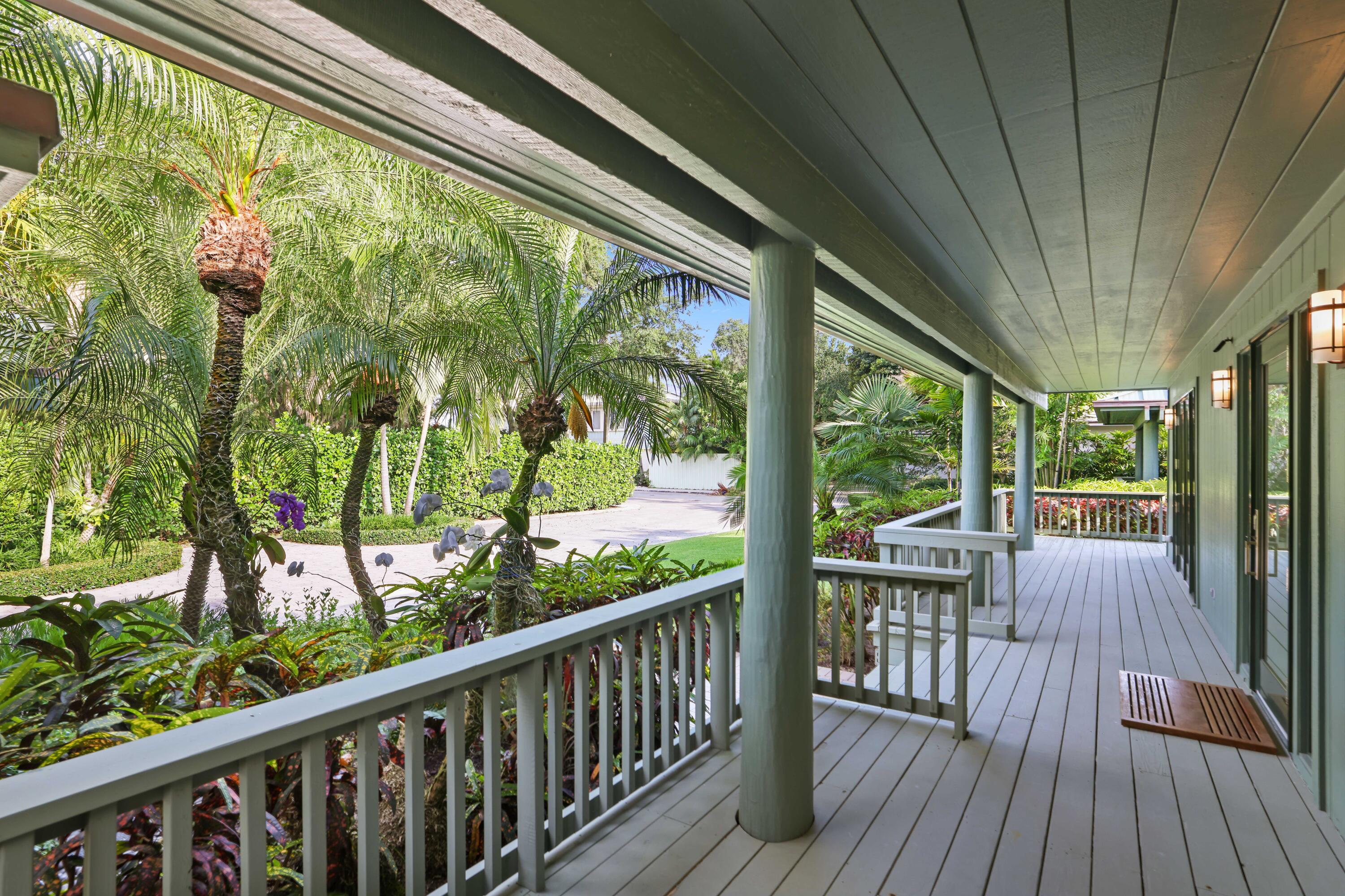 111 S Flagler Way