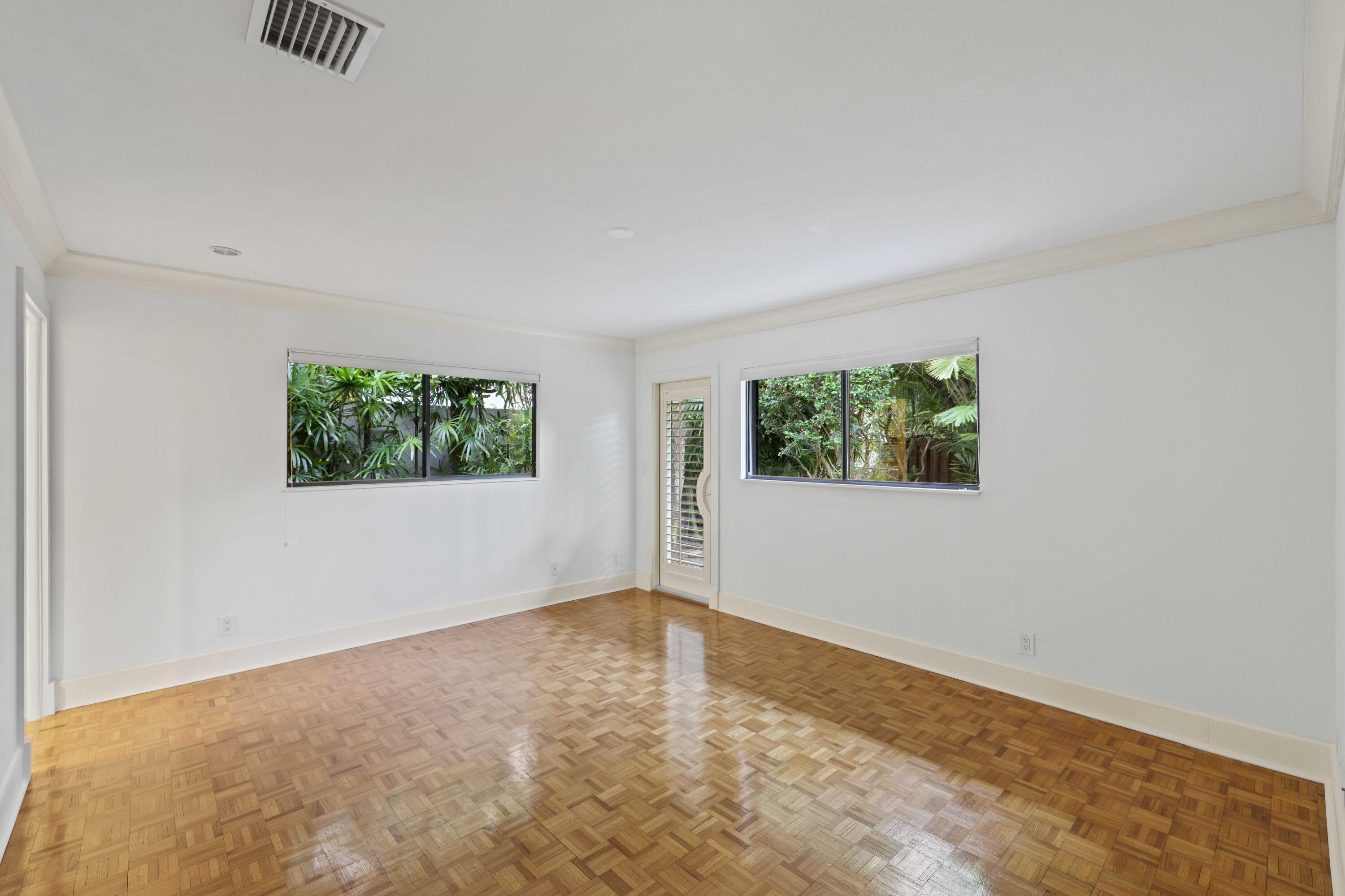 111 S Flagler Way