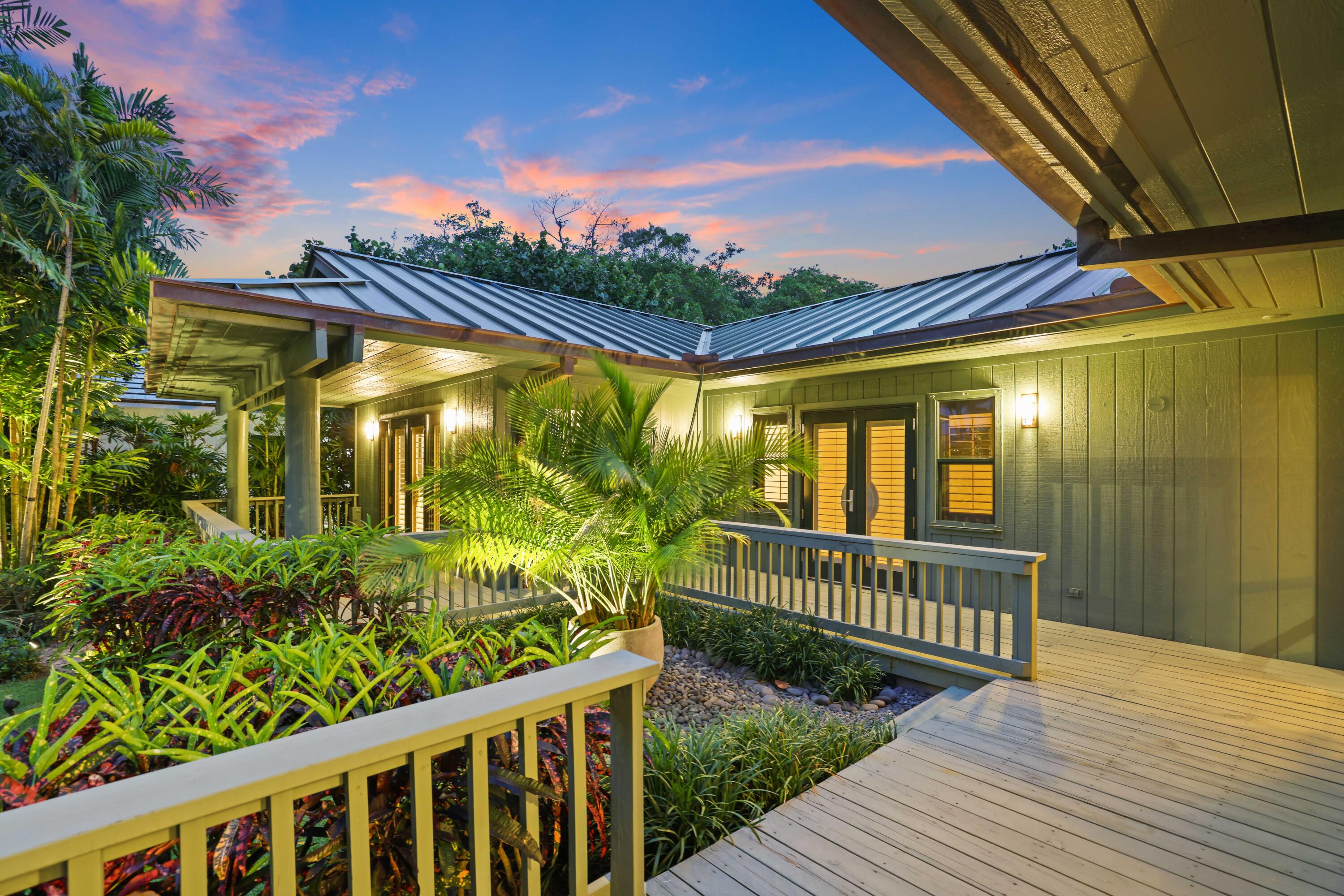 111 S Flagler Way
