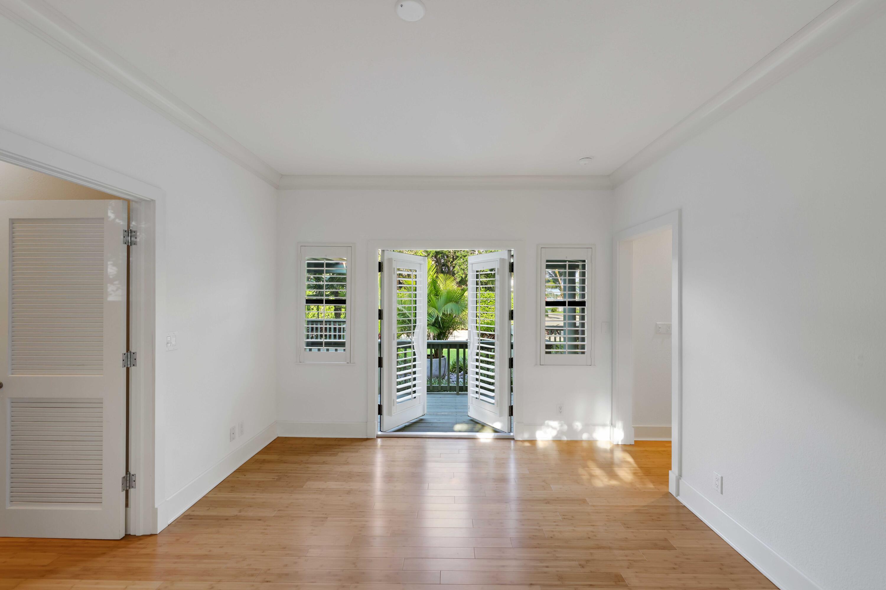111 S Flagler Way