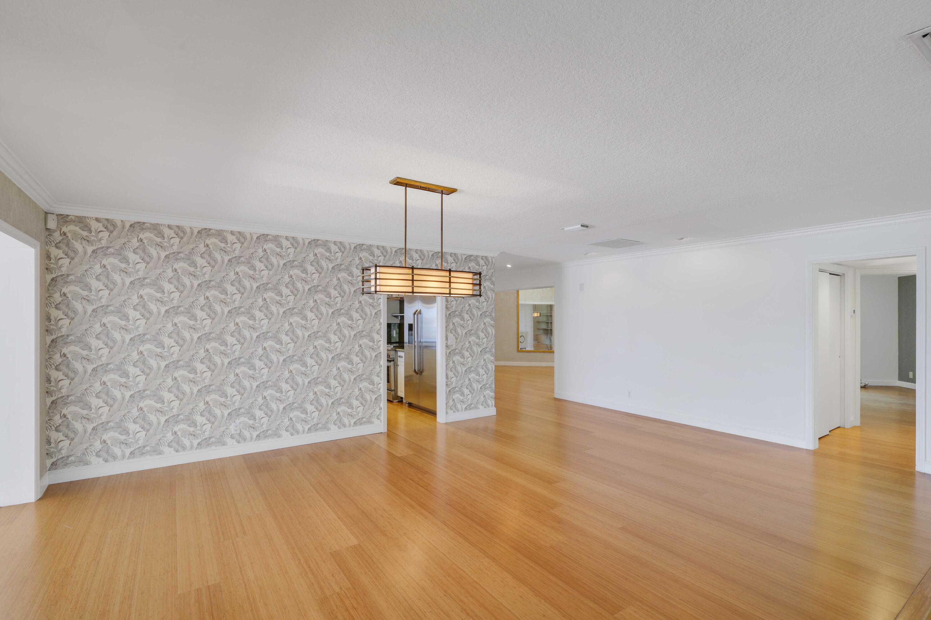 2204 Notre Dame Drive