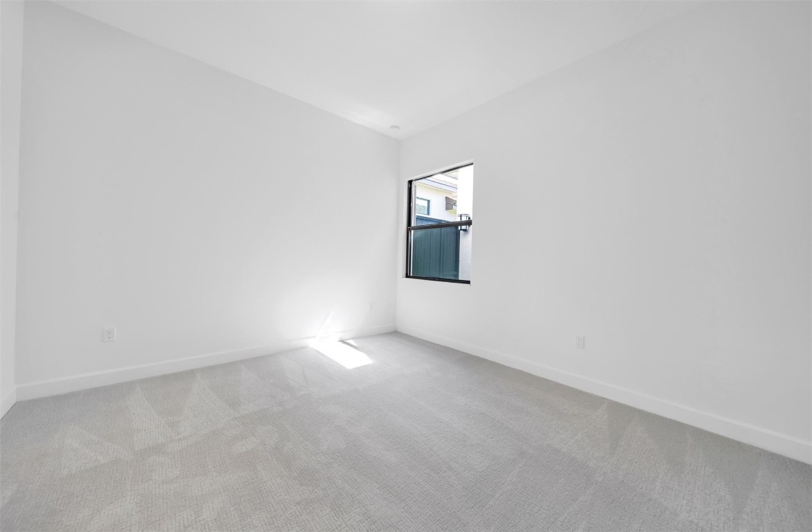 9217 Mountain Pine Grv