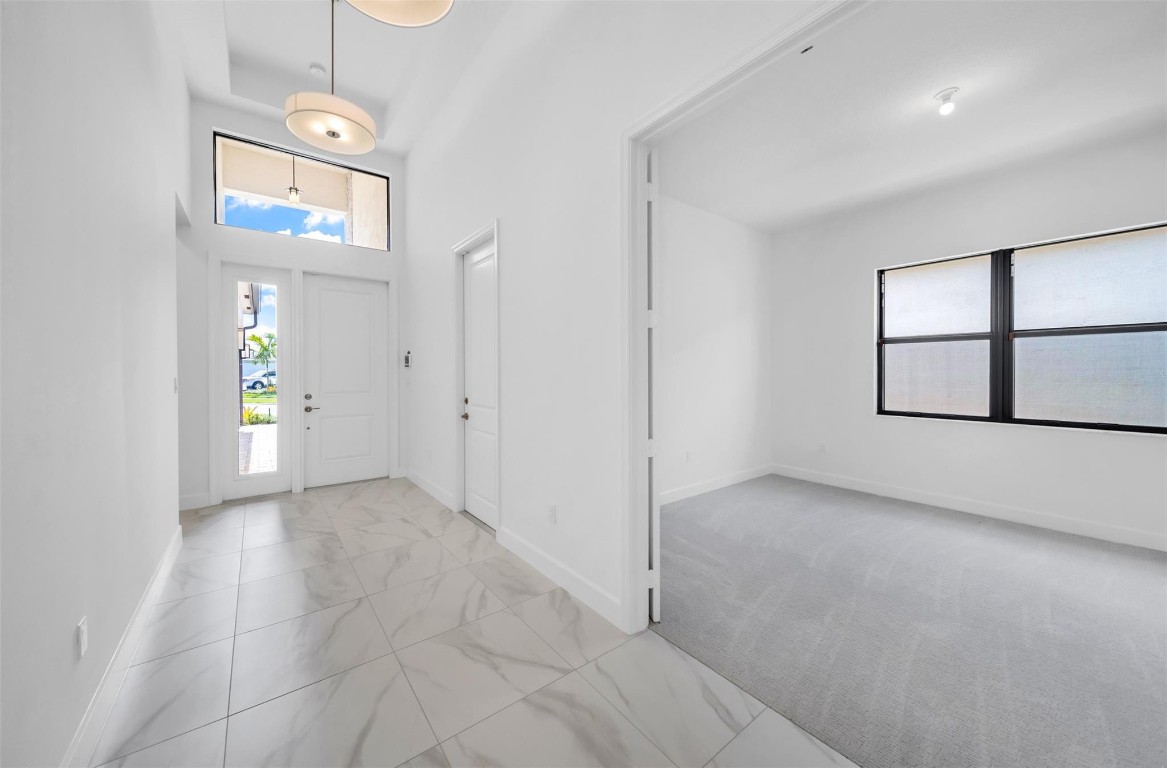 9217 Mountain Pine Grv