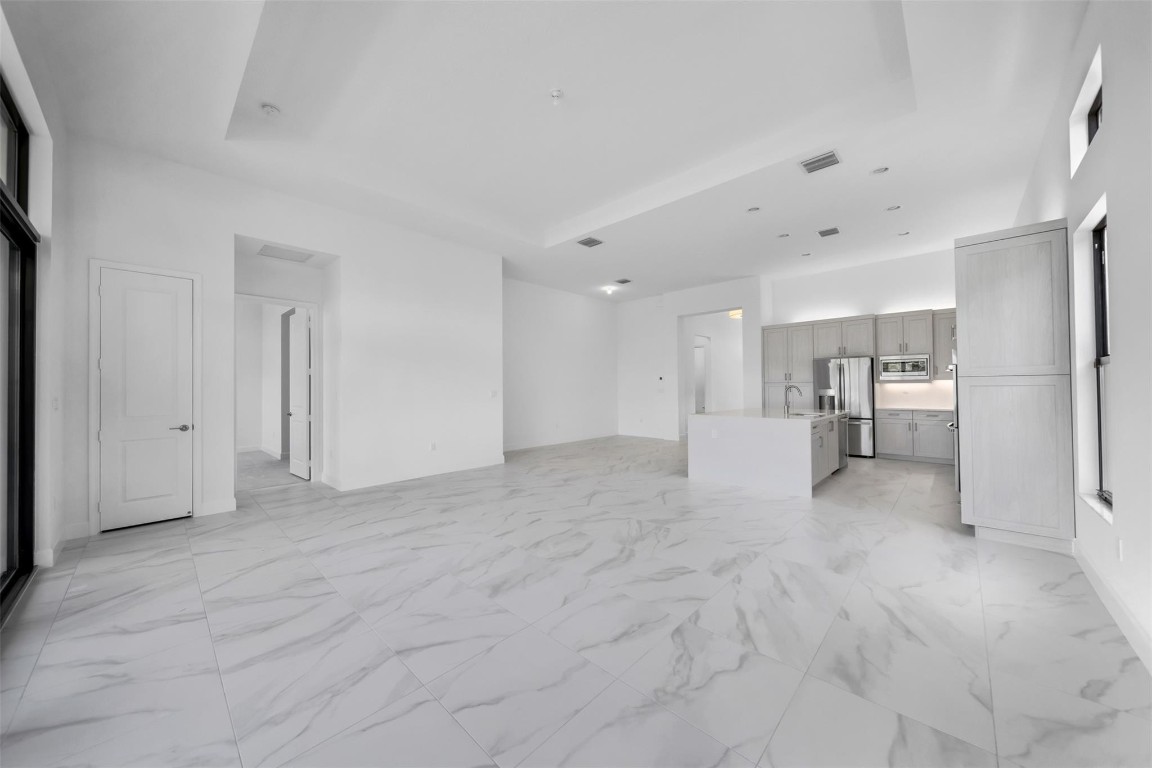 9217 Mountain Pine Grv