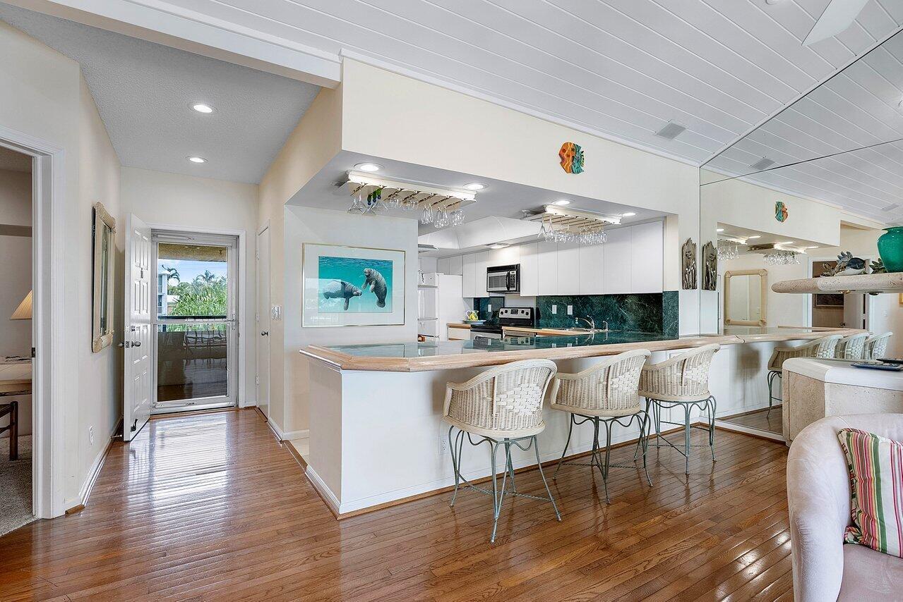 1111 George Bush Boulevard Unit: M 