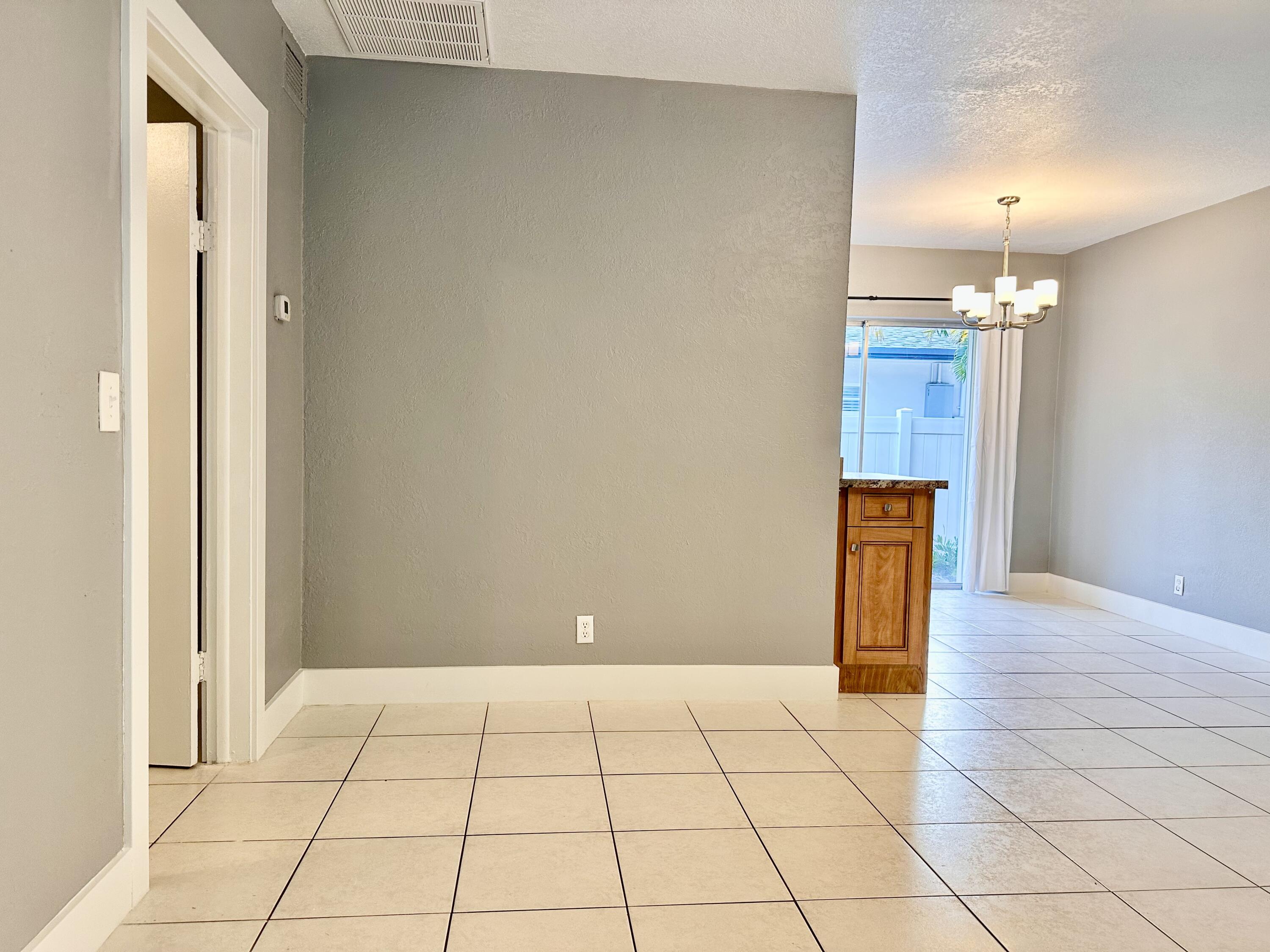 111 SE 7th Avenue Unit: B