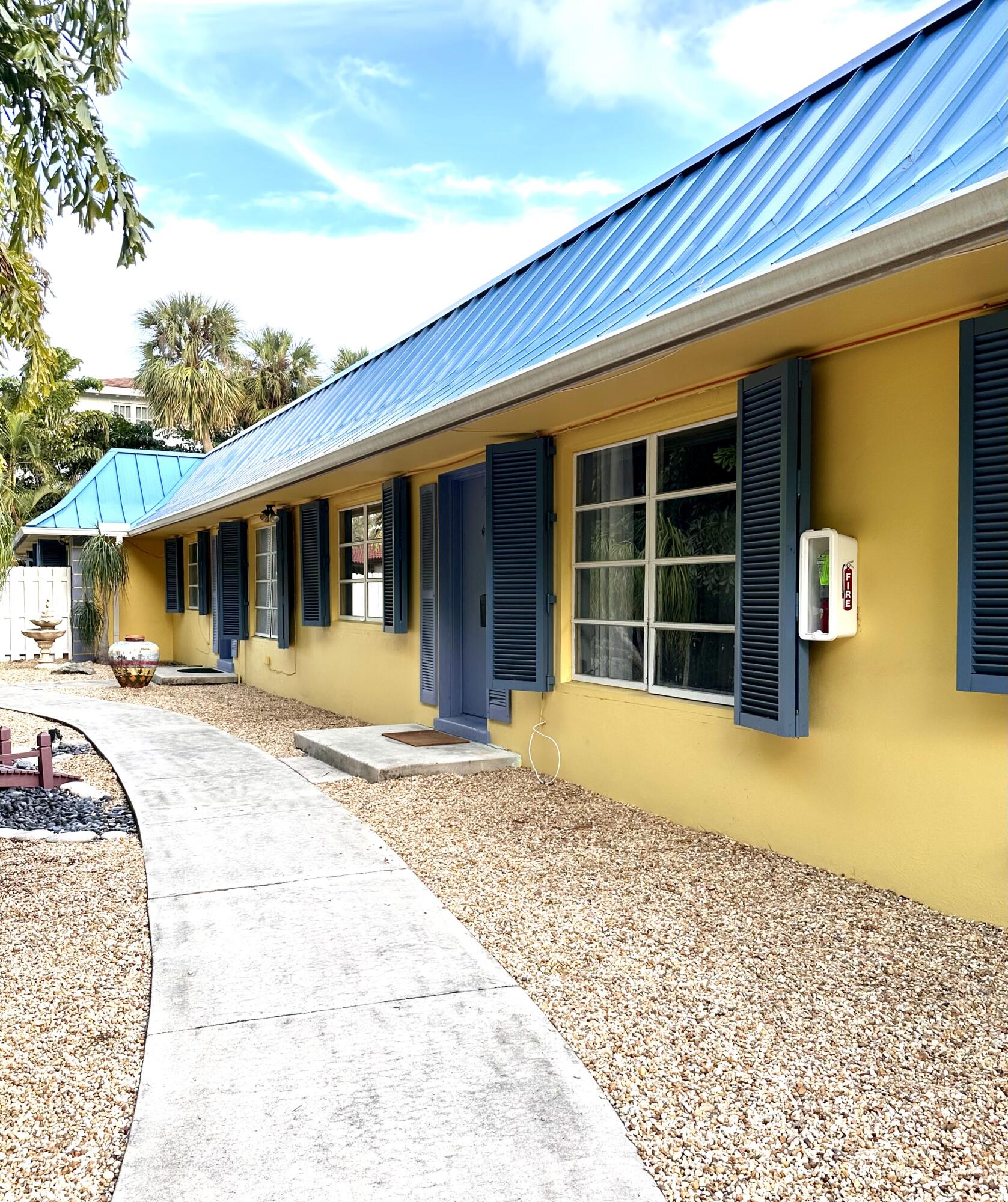 111 SE 7th Avenue Unit: B