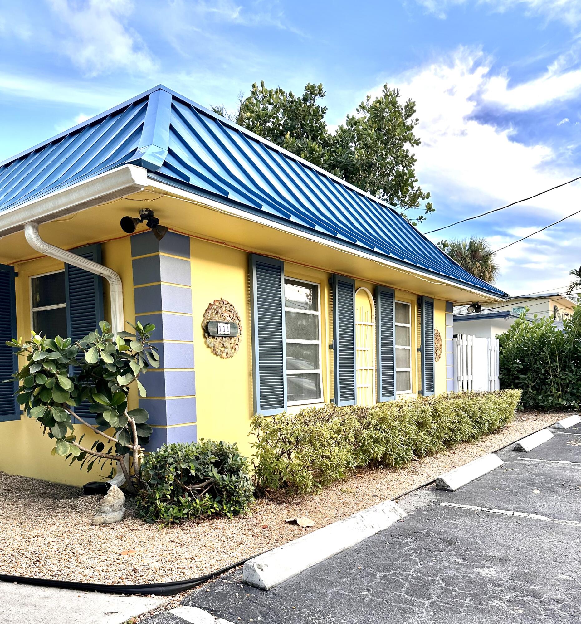 111 SE 7th Avenue Unit: B