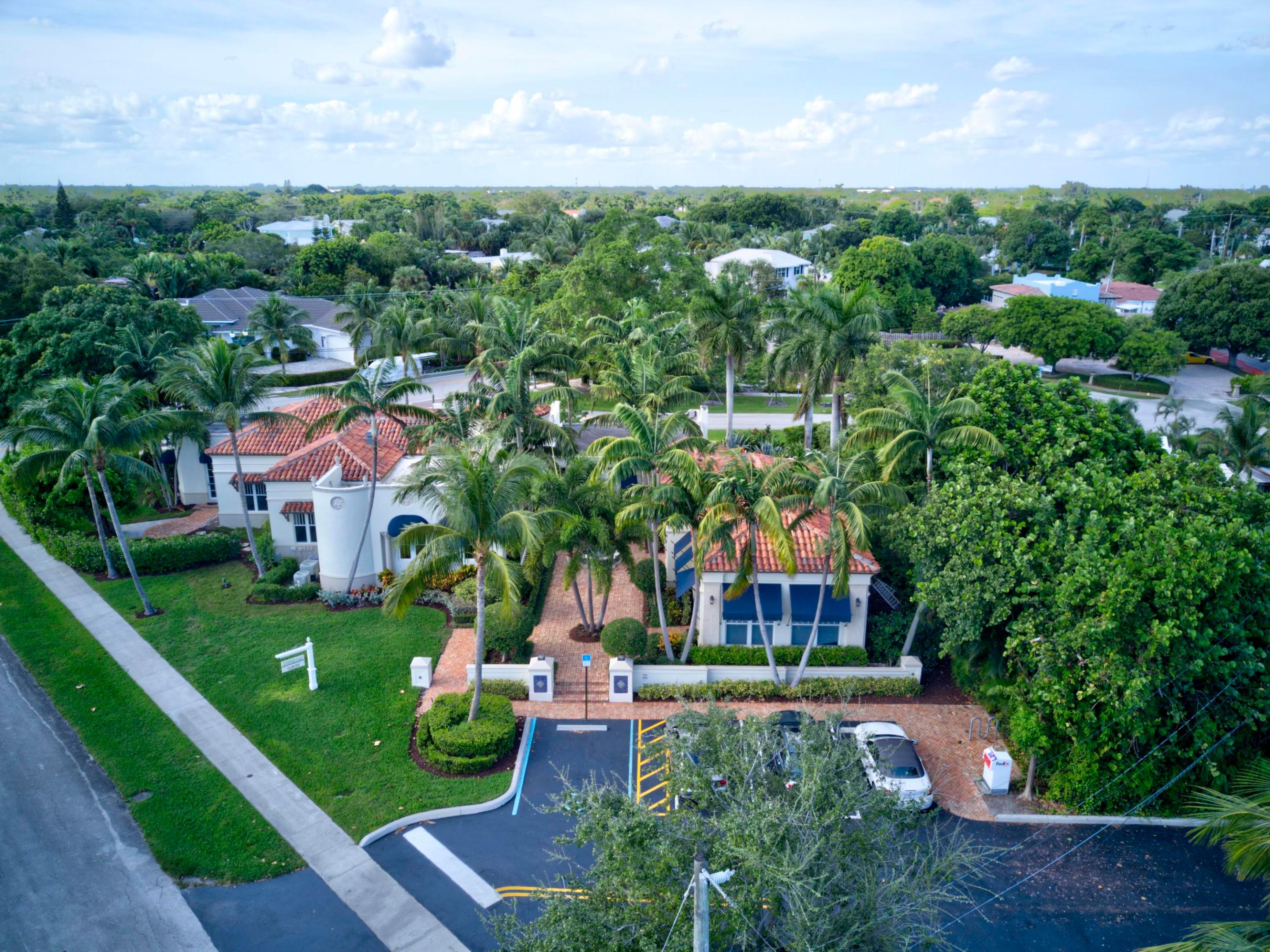 205 NE 5th Ter Terrace