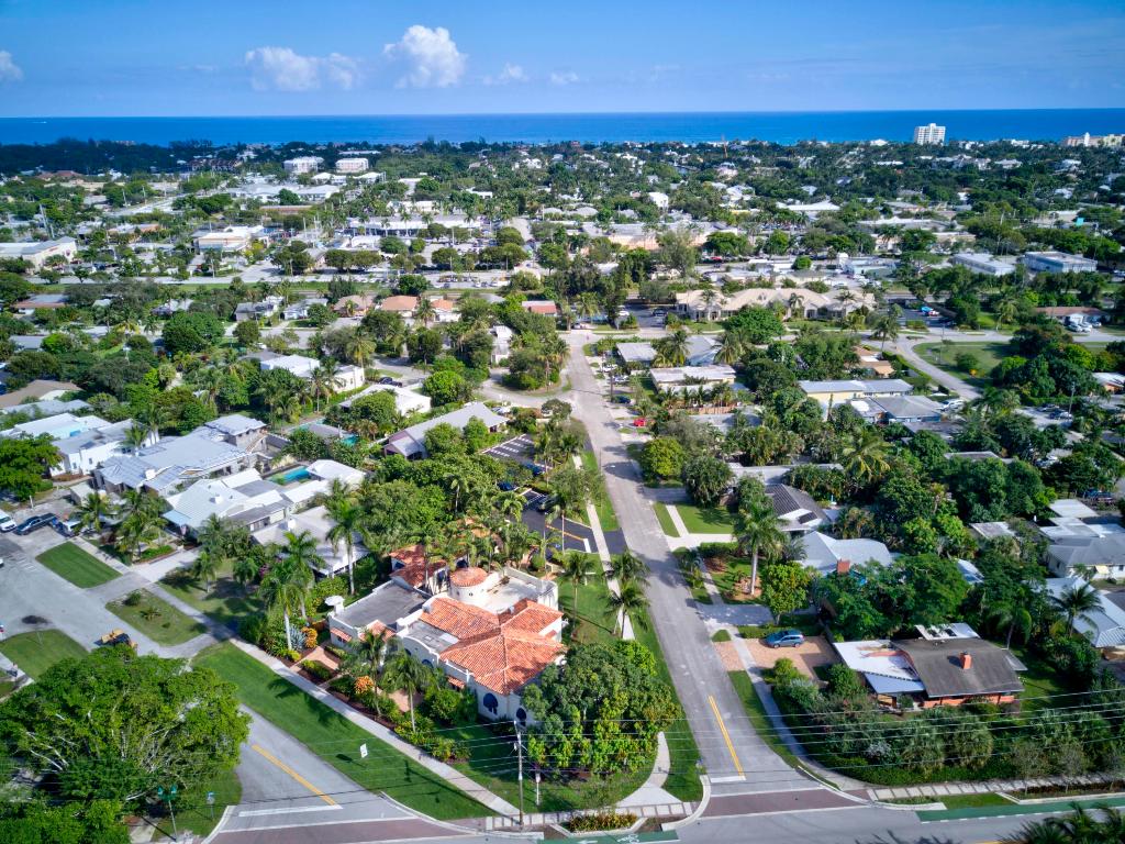 205 NE 5th Ter Terrace