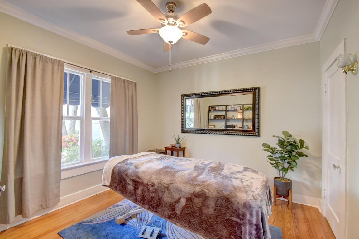 205 NE 5th Ter Terrace