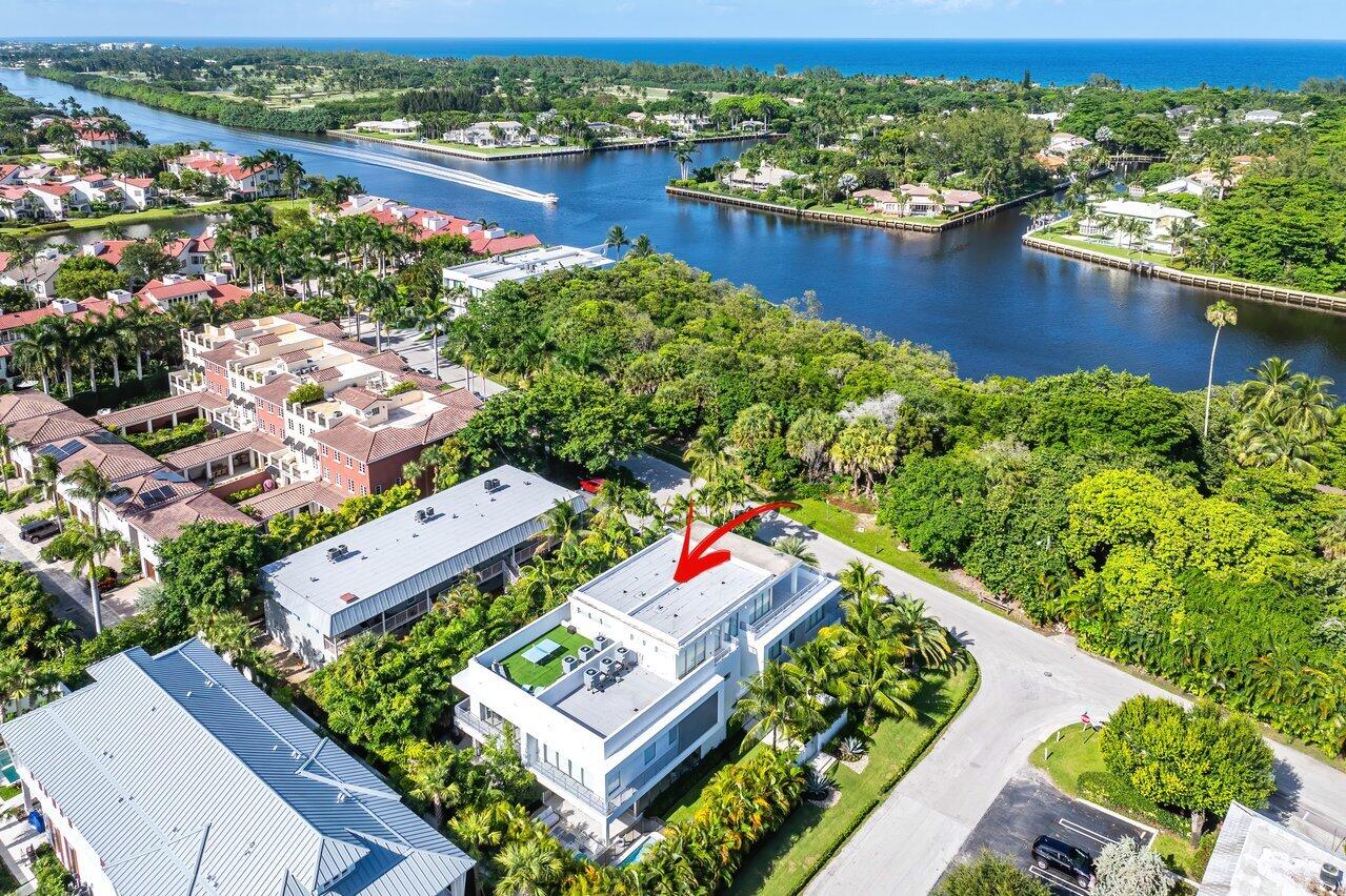 1200 Palm Trail B