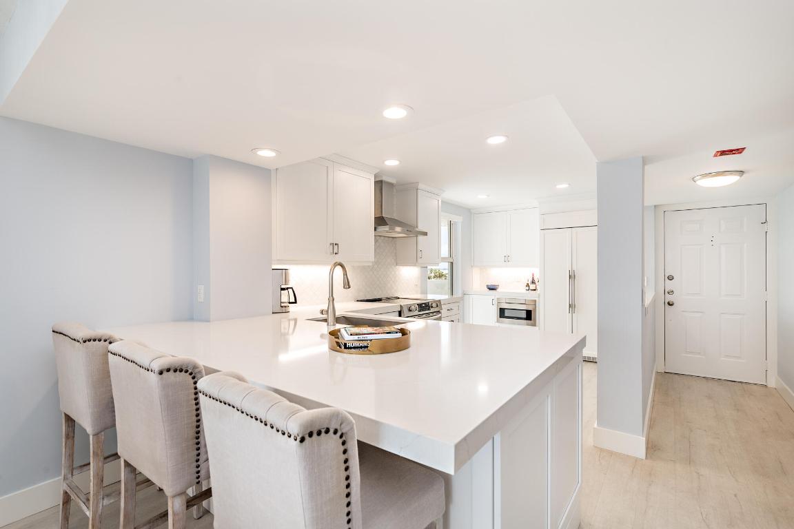 3901 S Flagler Drive 704