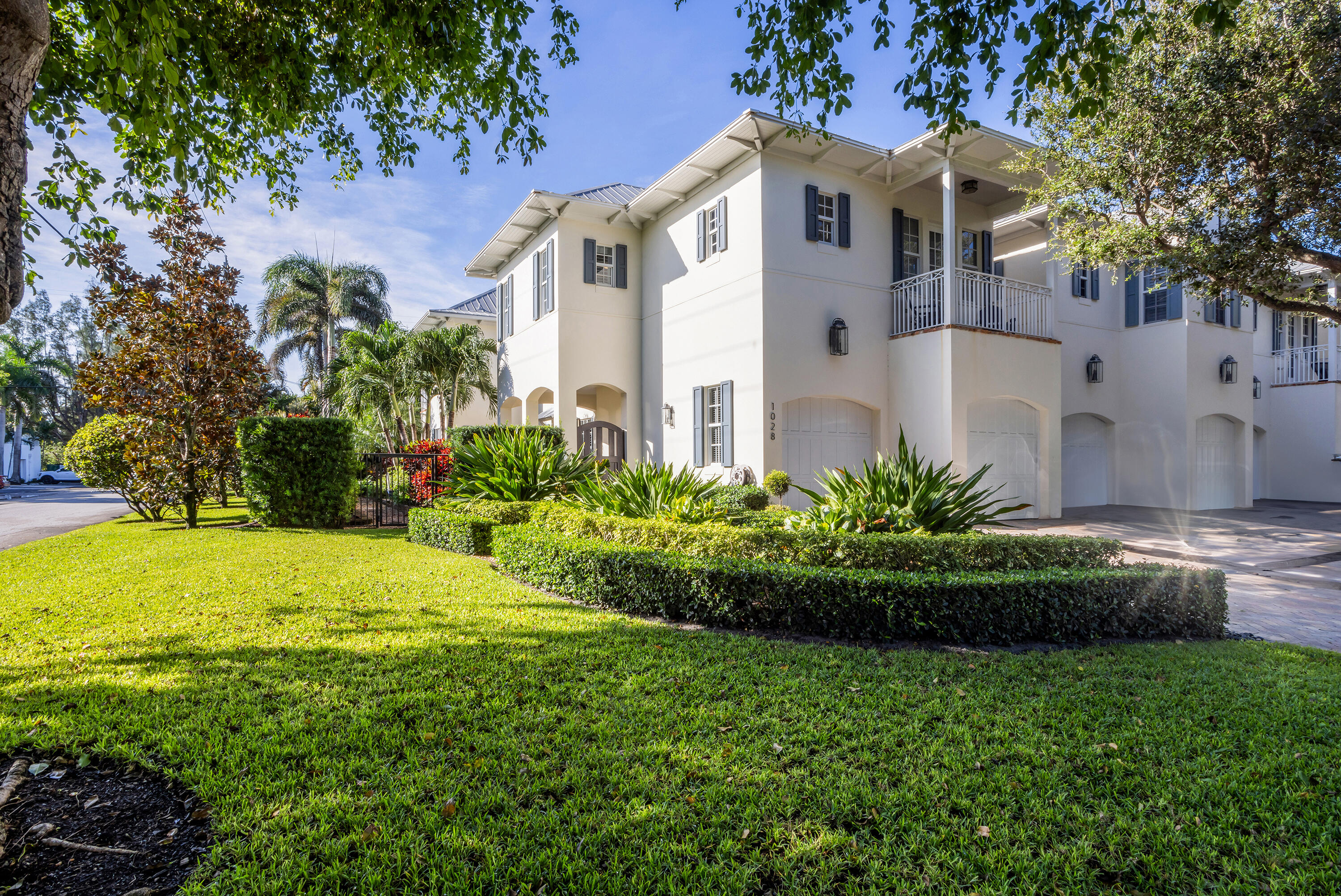 1028 Bay Street