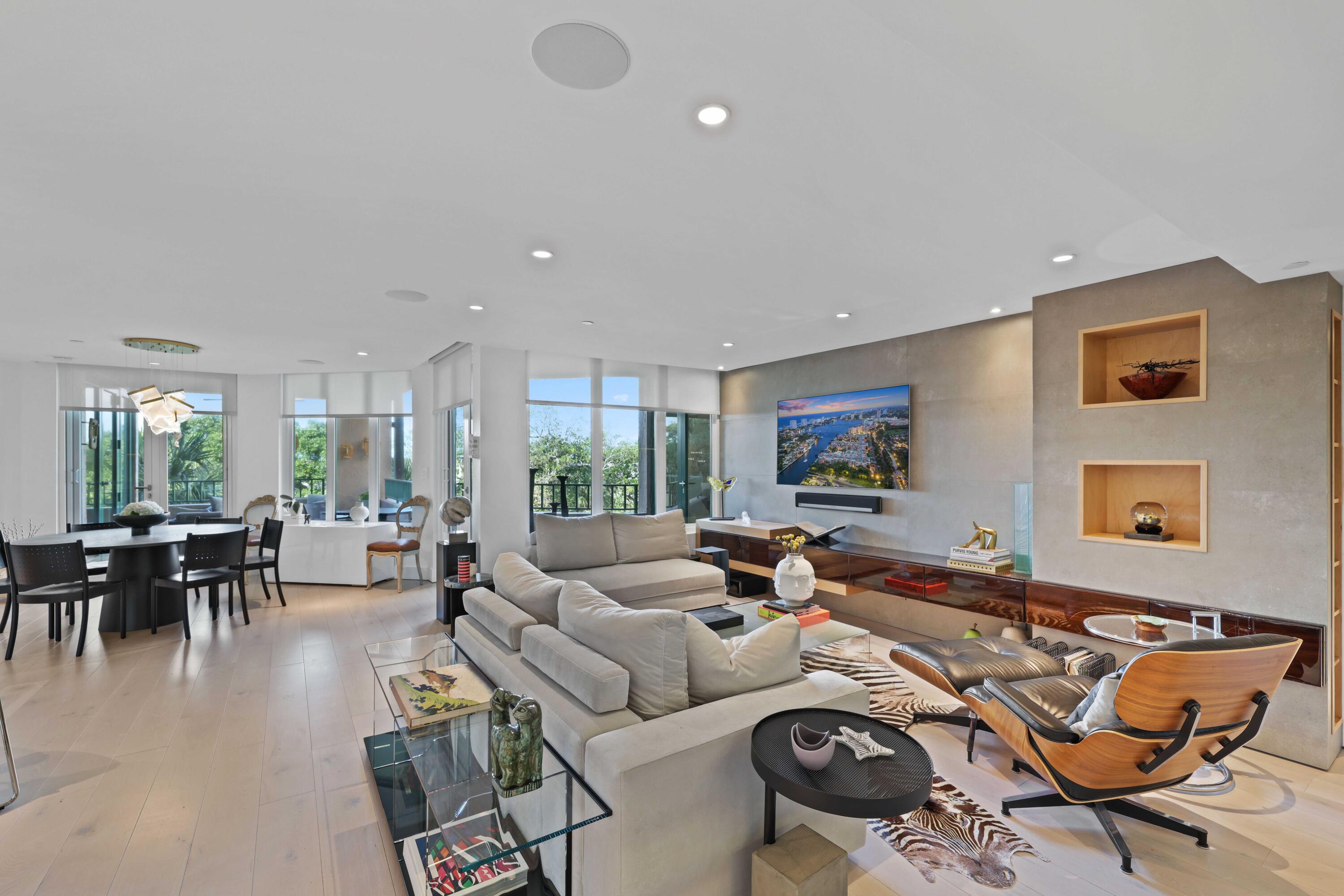 100 SE 5th Avenue 402