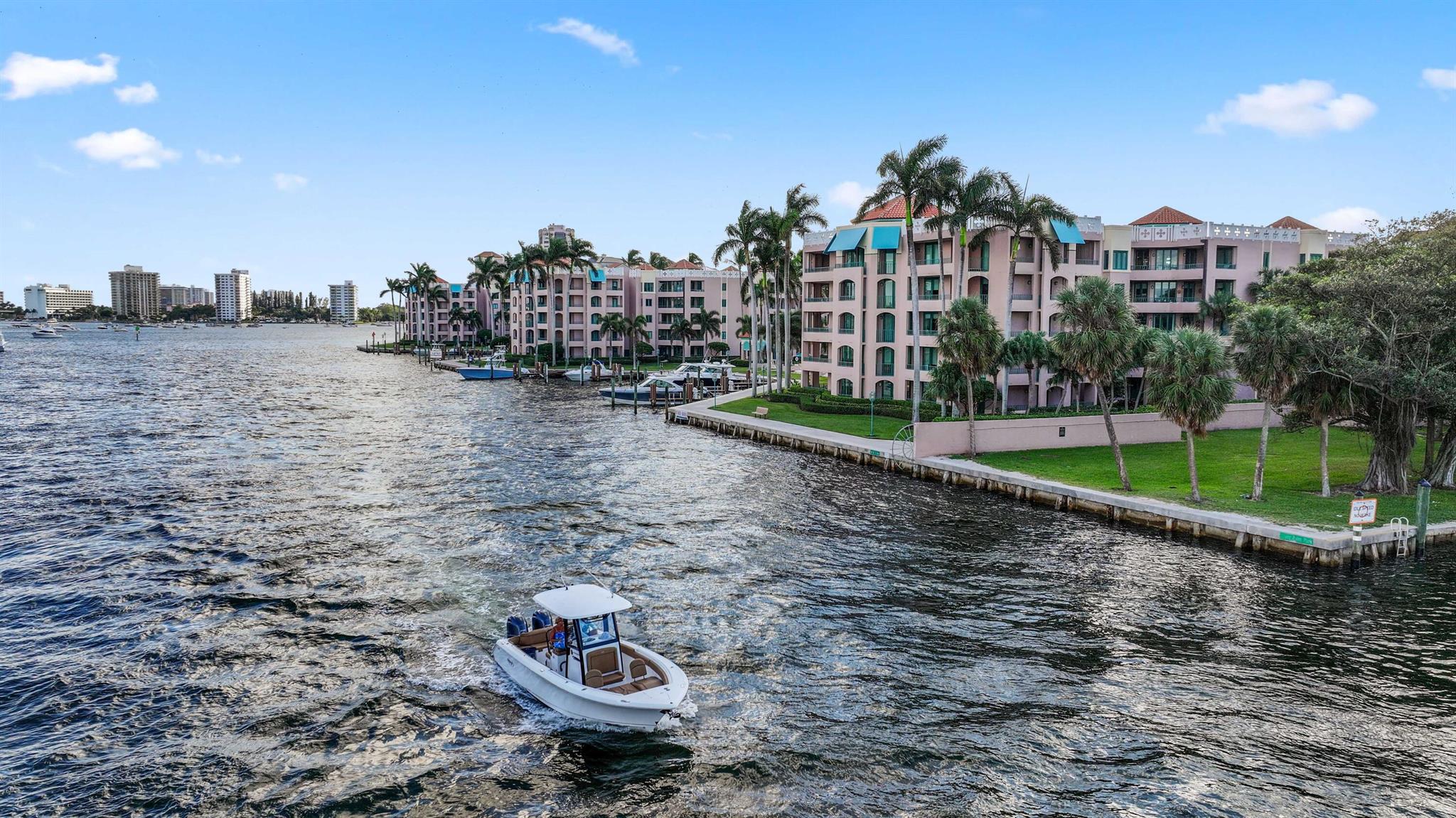 100 SE 5th Avenue 402