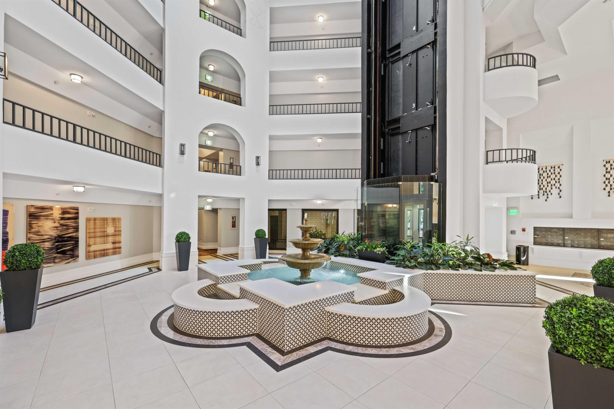 100 SE 5th Avenue 402