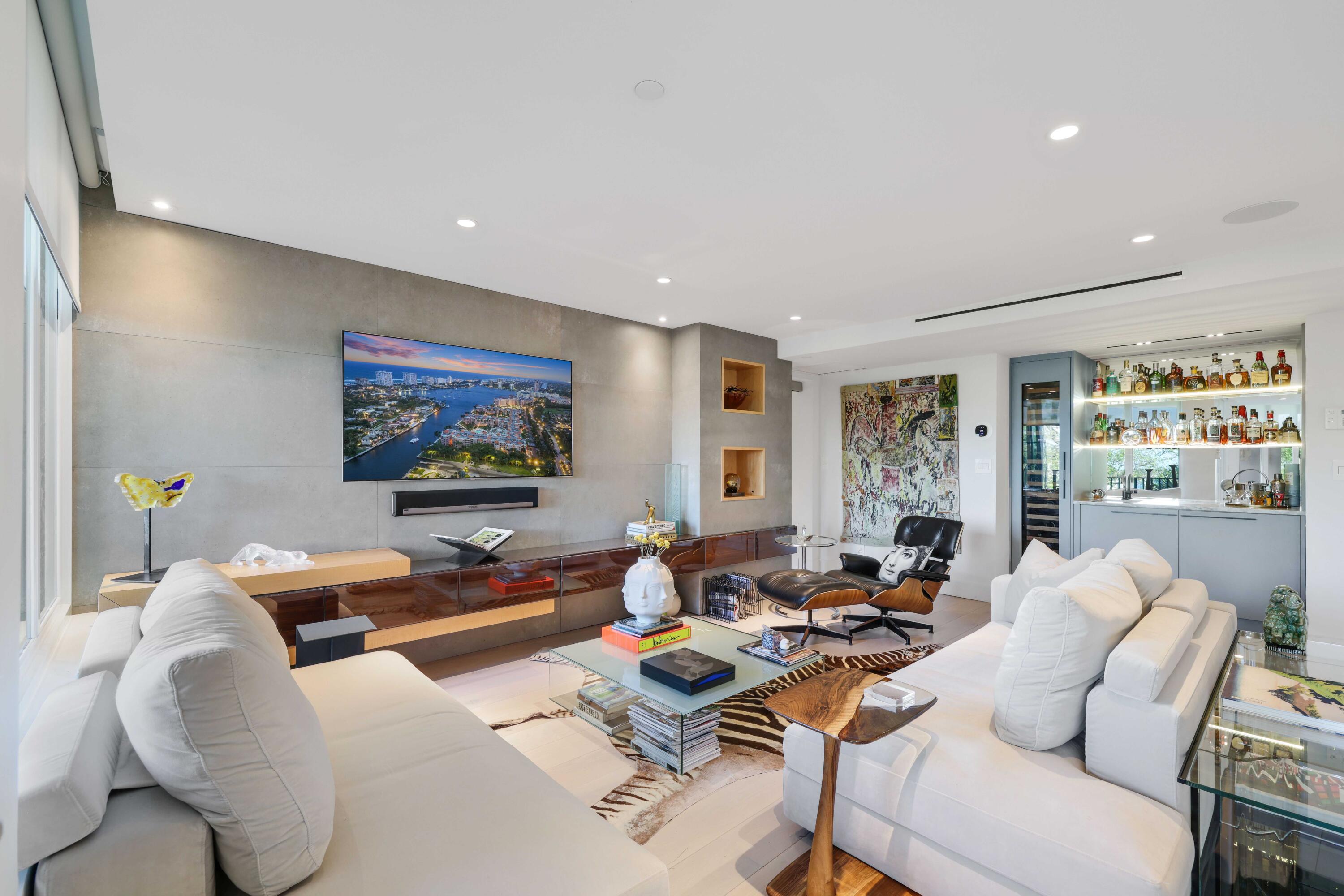 100 SE 5th Avenue 402