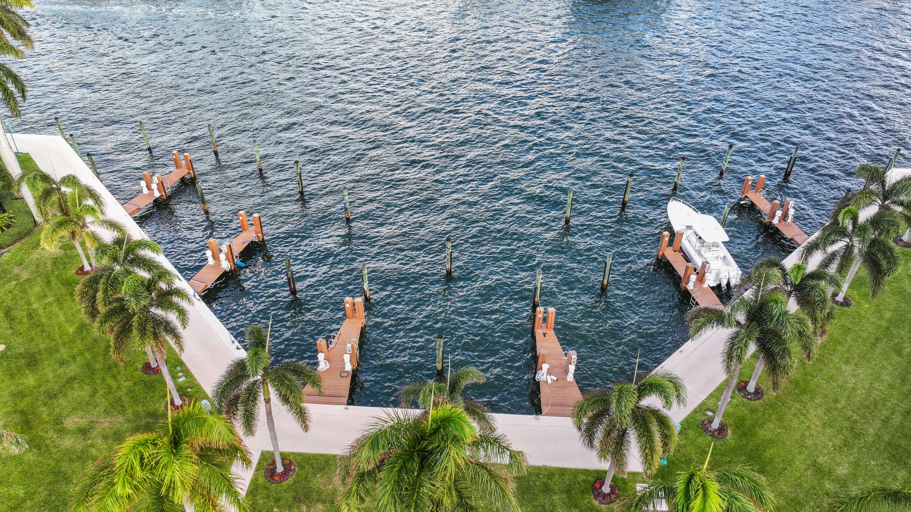 100 SE 5th Avenue 402