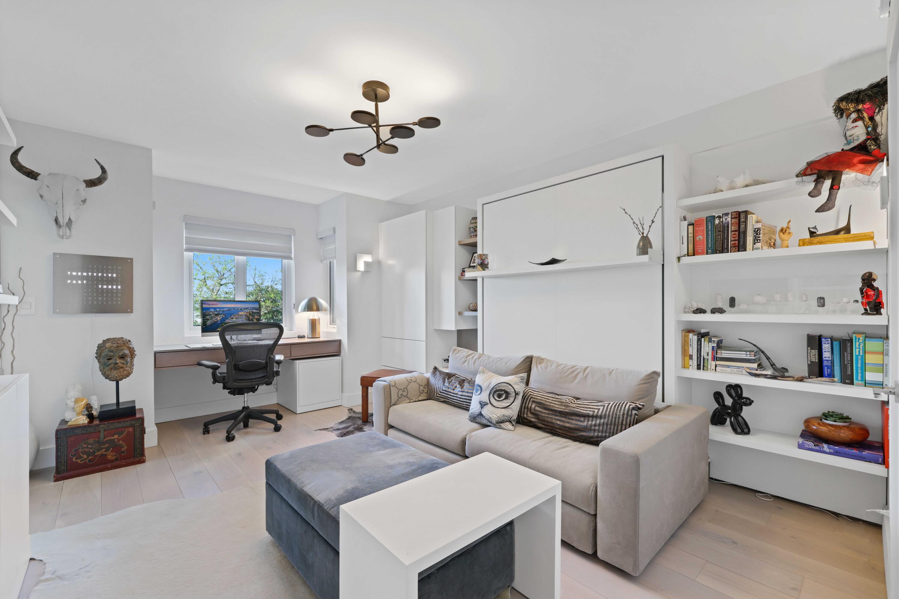 100 SE 5th Avenue 402