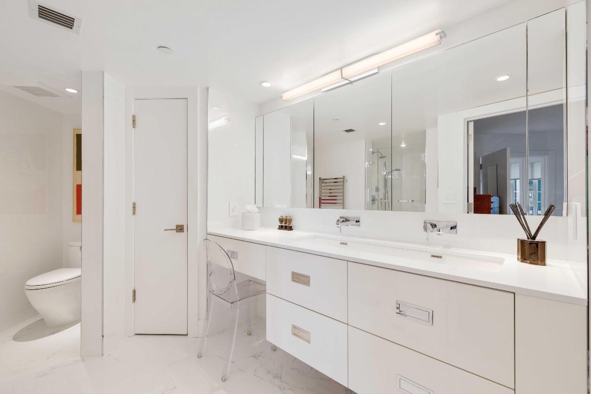 100 SE 5th Avenue 402