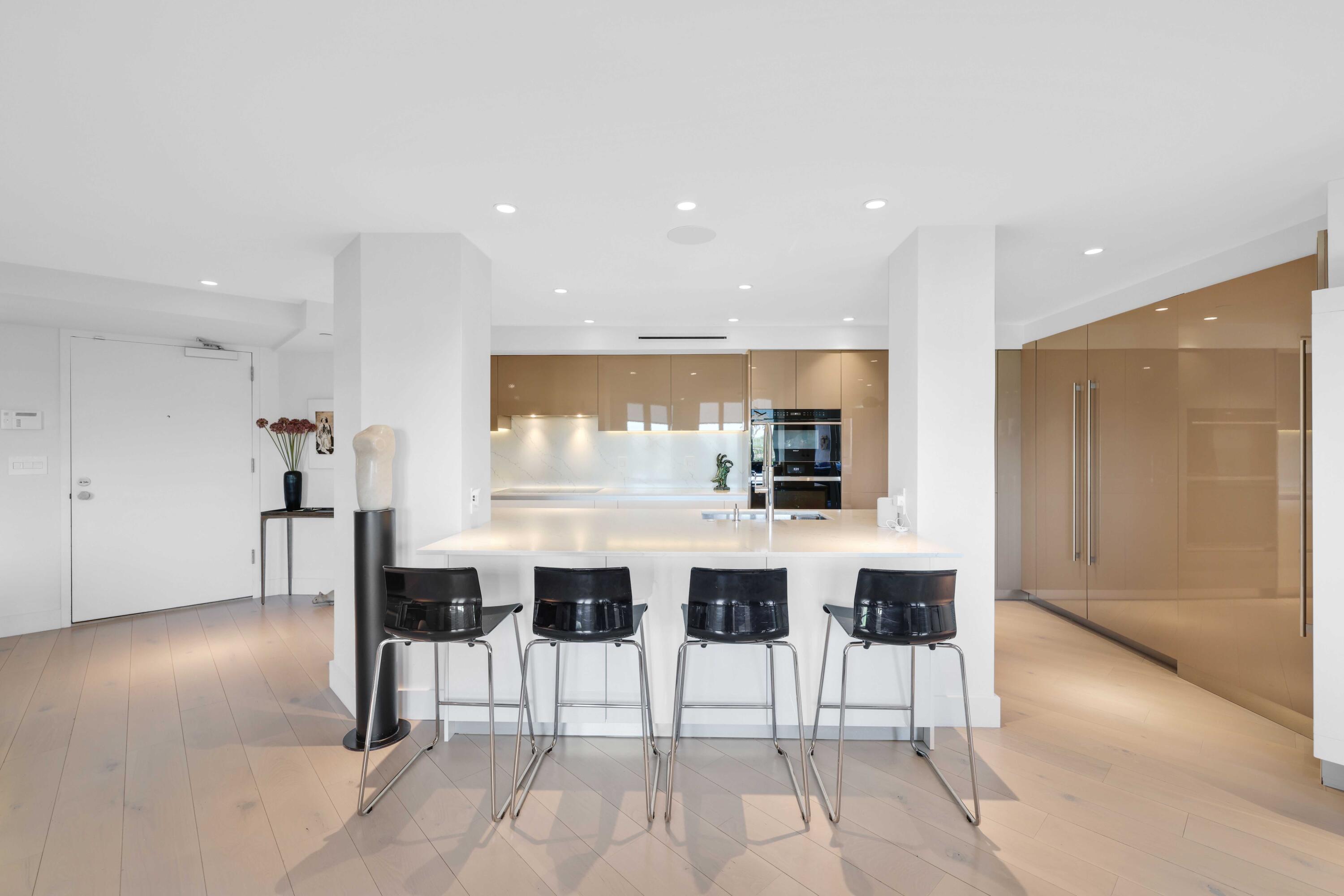 100 SE 5th Avenue 402
