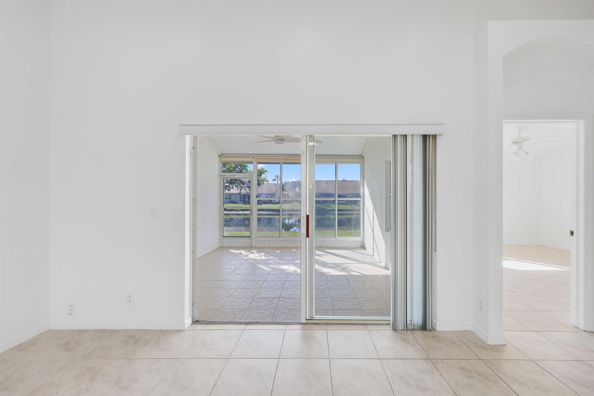 6164 Floral Lakes Drive