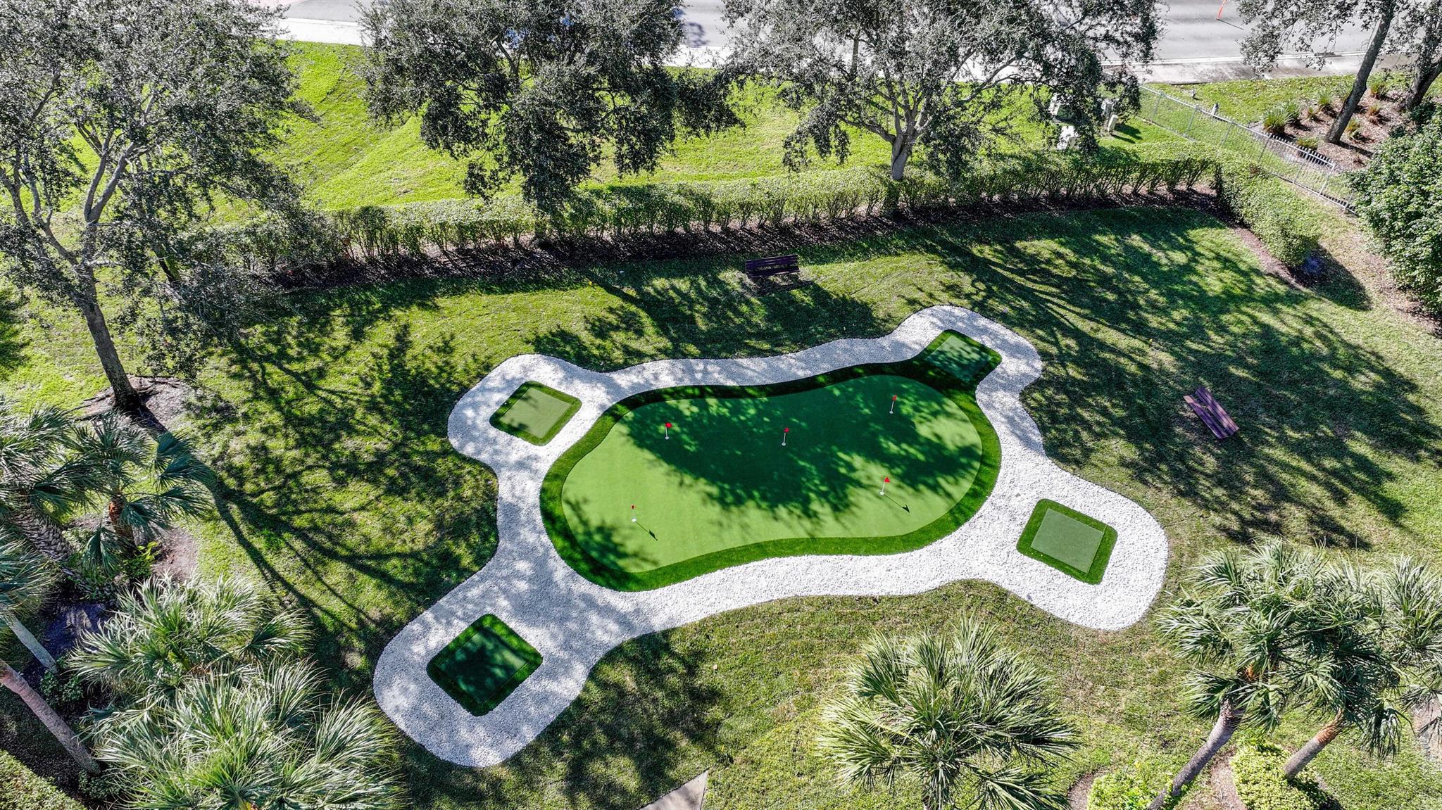 6164 Floral Lakes Drive